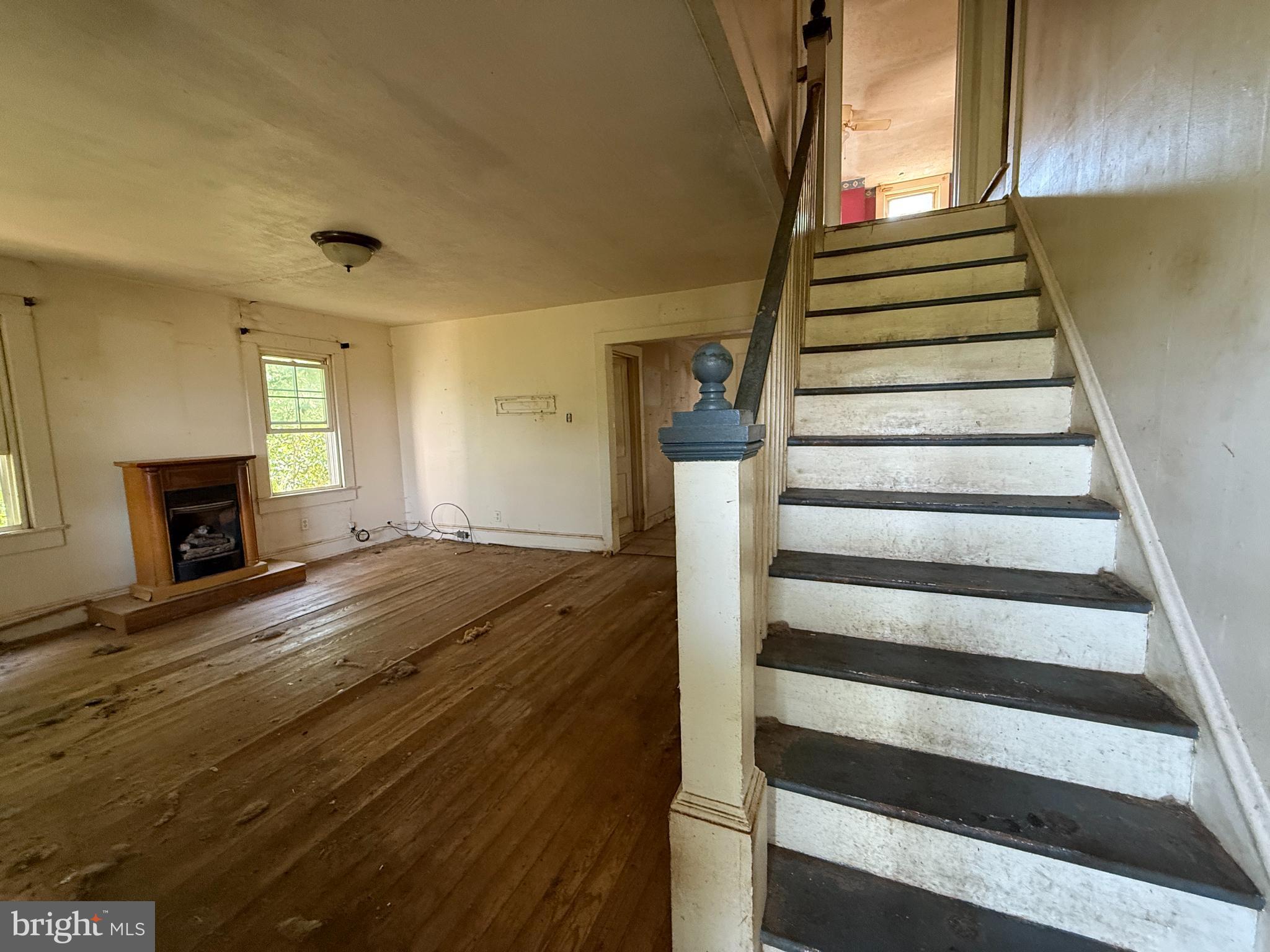 3642 BLUE BIRD LANE