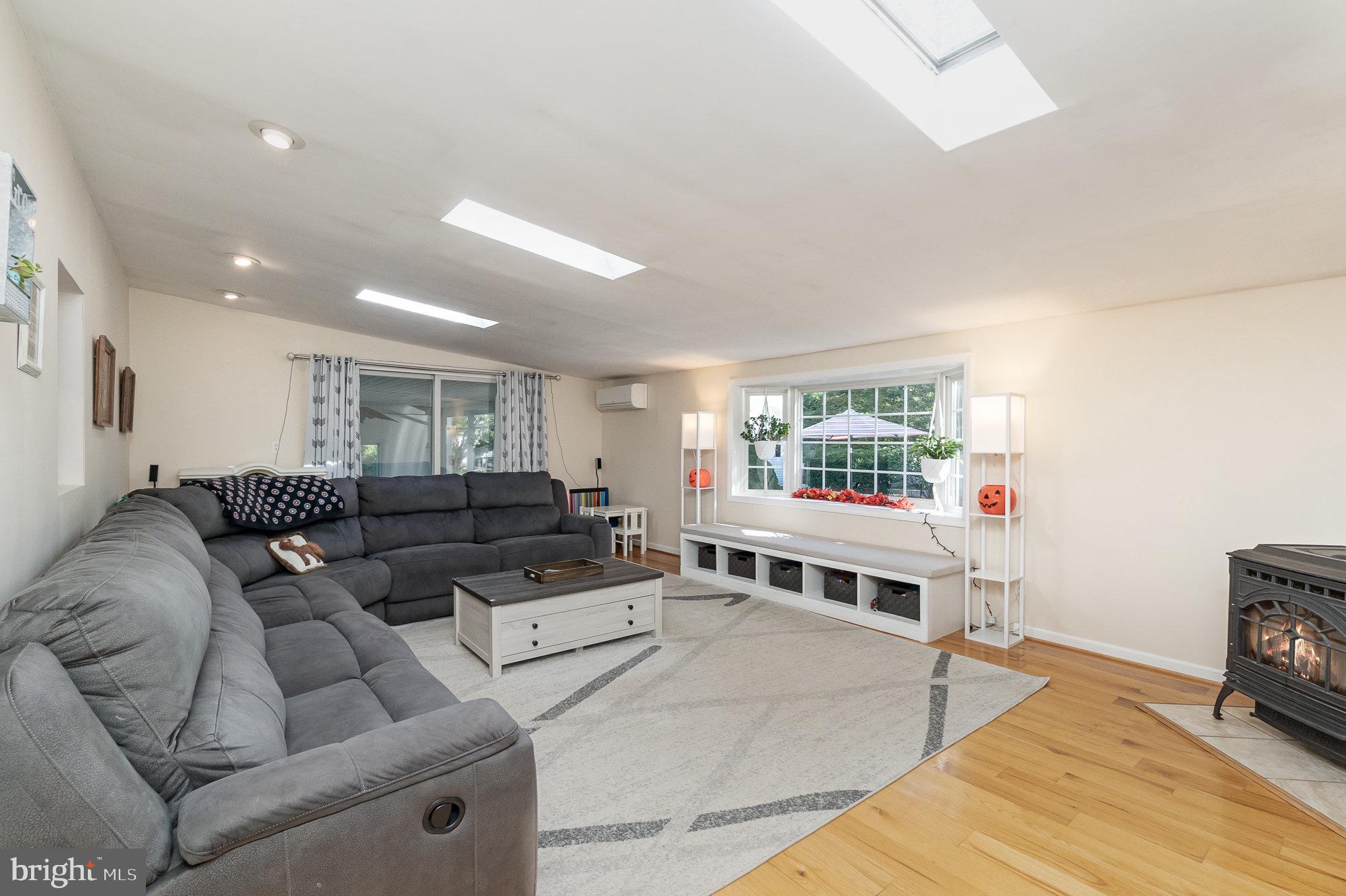 STONELEIGH - Residential