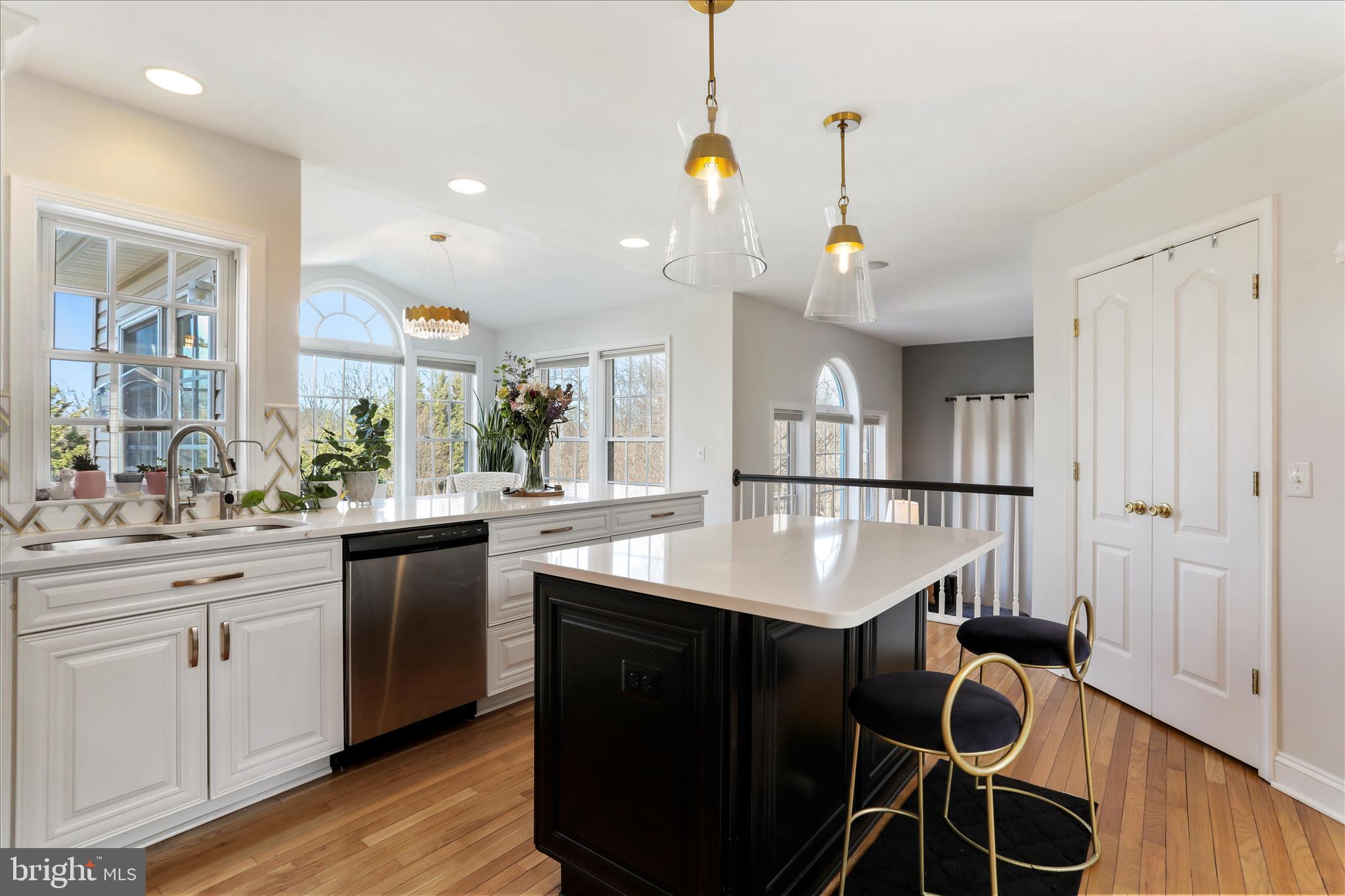 WOODBRIDGE - Residential