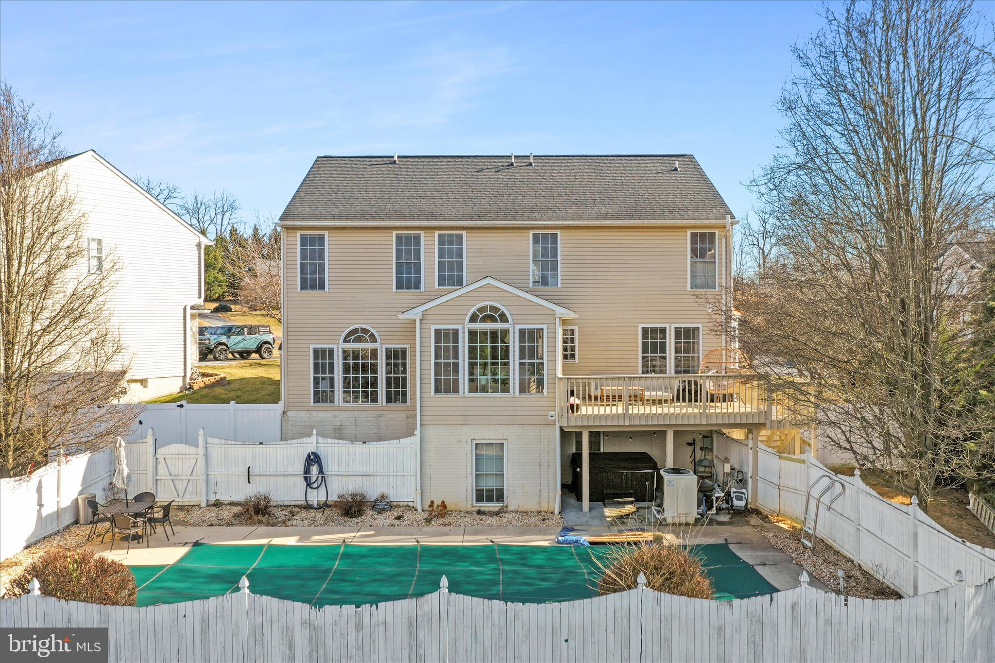 WOODBRIDGE - Residential