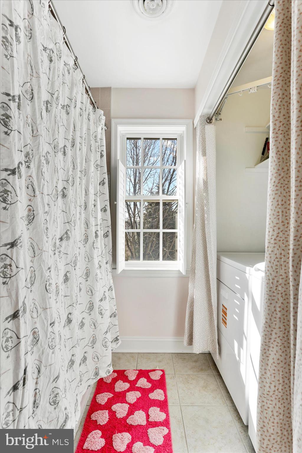 WOODBRIDGE - Residential