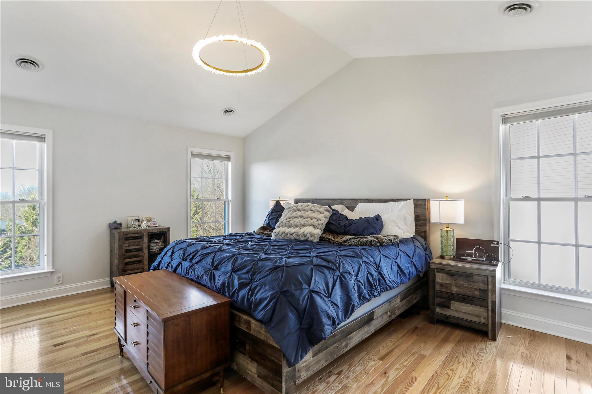 WOODBRIDGE - Residential