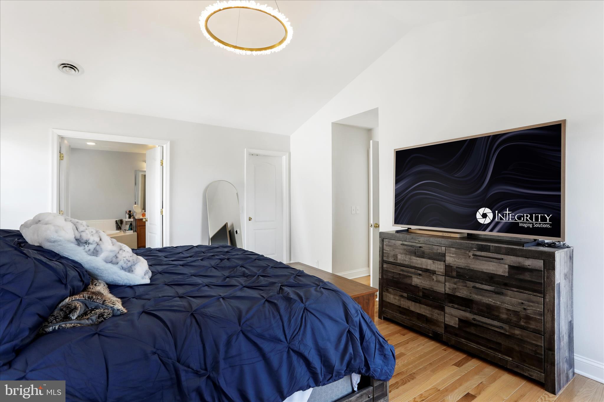 WOODBRIDGE - Residential