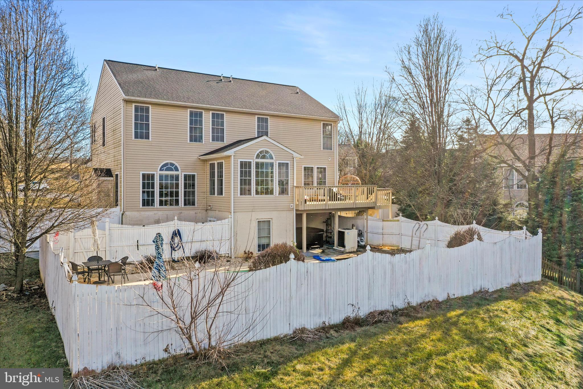 WOODBRIDGE - Residential