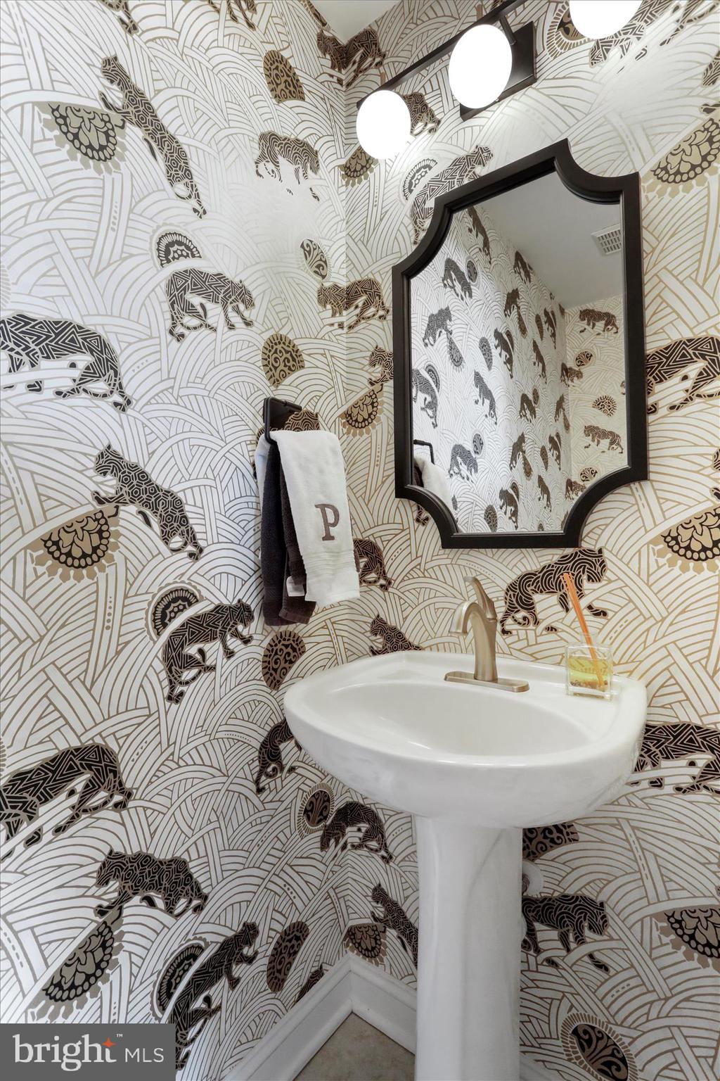 WOODBRIDGE - Residential