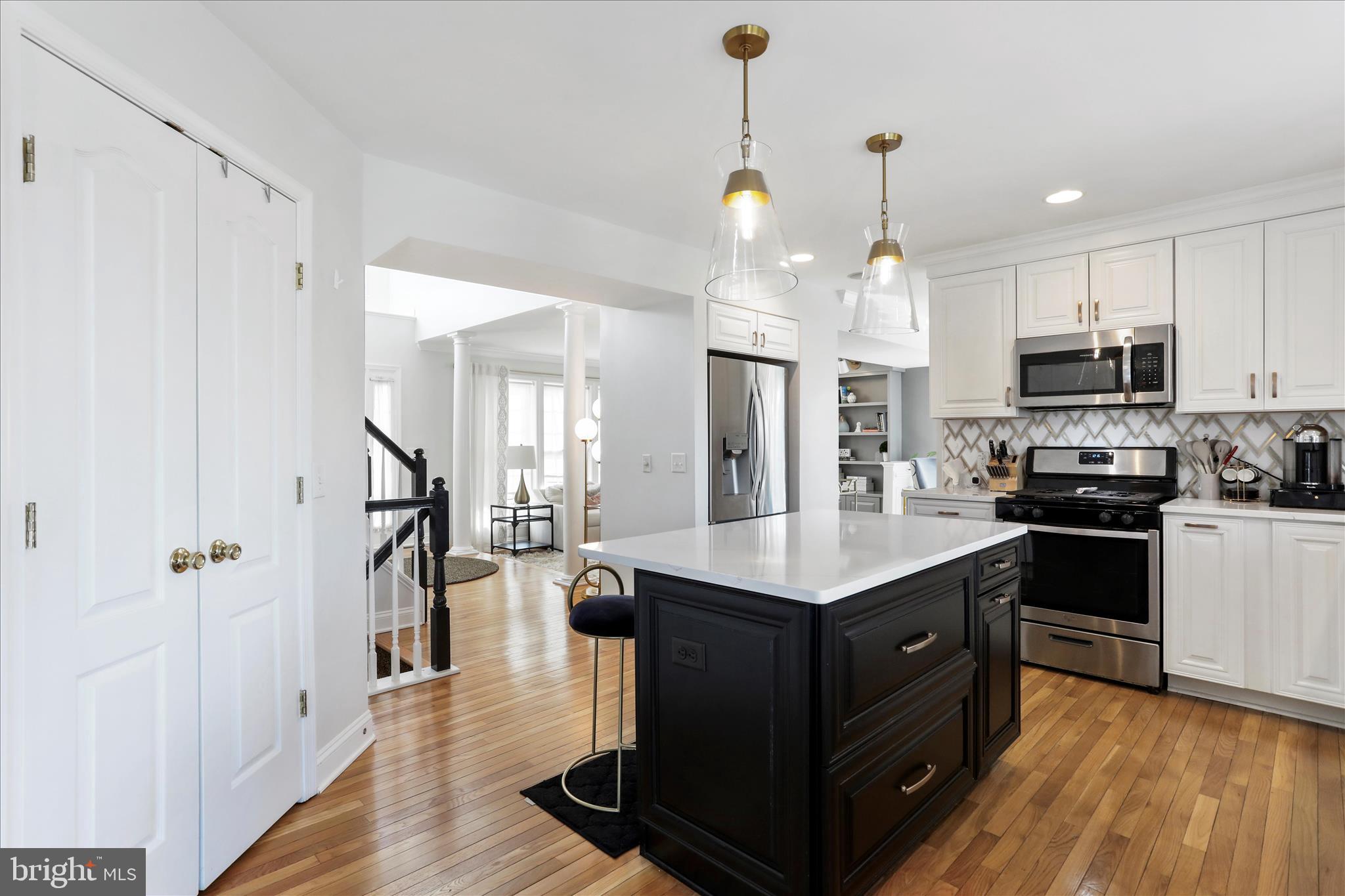 WOODBRIDGE - Residential