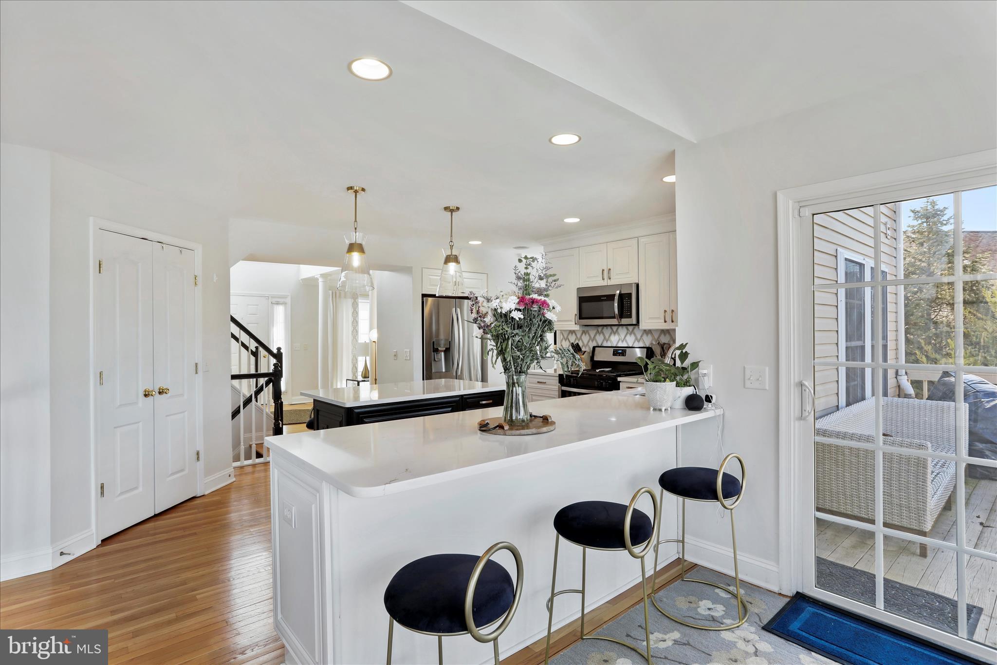 WOODBRIDGE - Residential