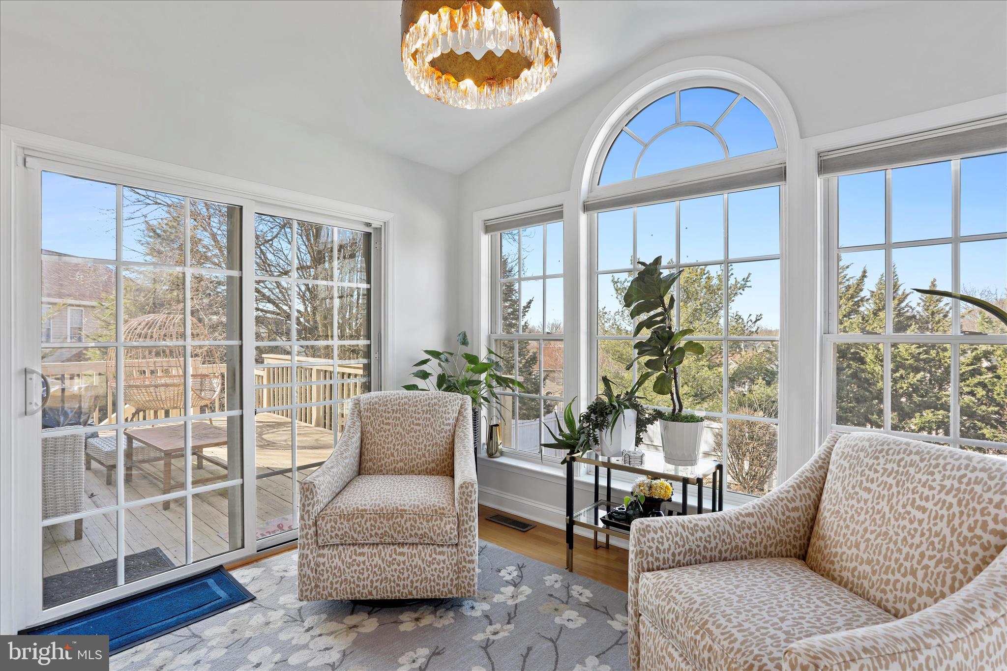 WOODBRIDGE - Residential