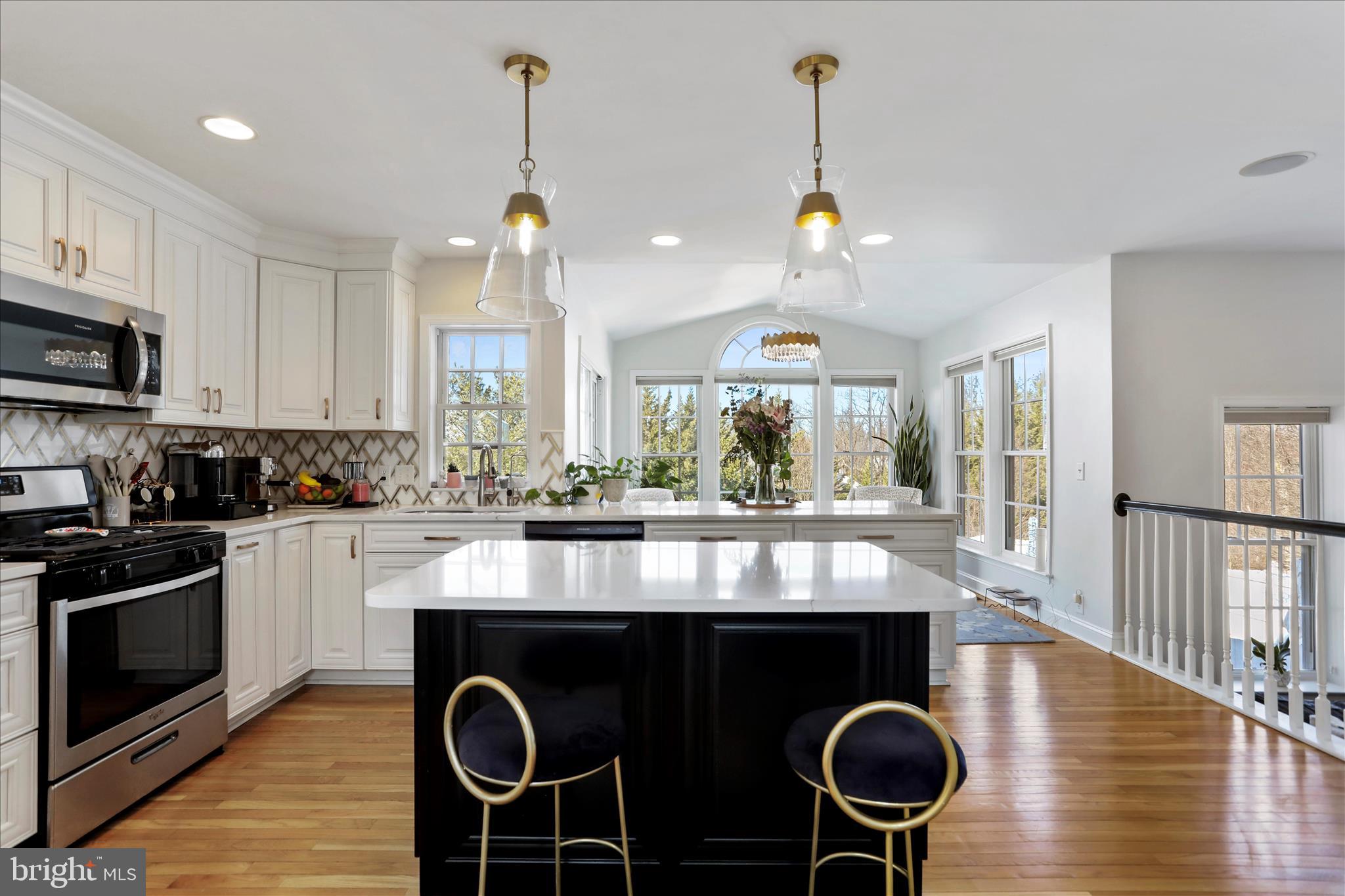 WOODBRIDGE - Residential