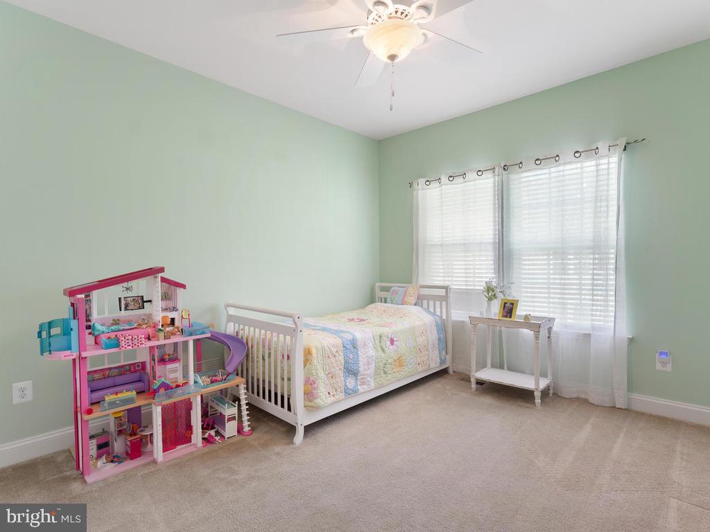 VILLAGES OF URBANA - Residential