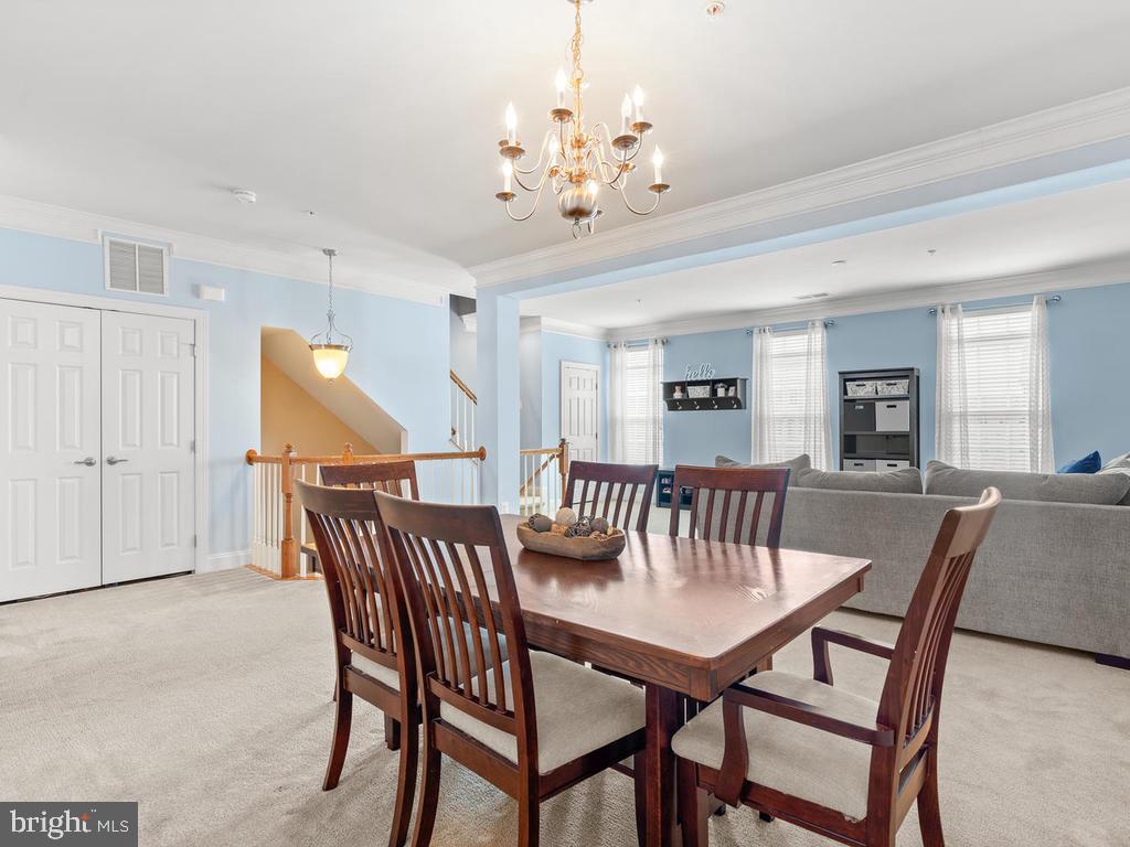 VILLAGES OF URBANA - Residential