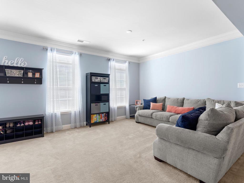 VILLAGES OF URBANA - Residential