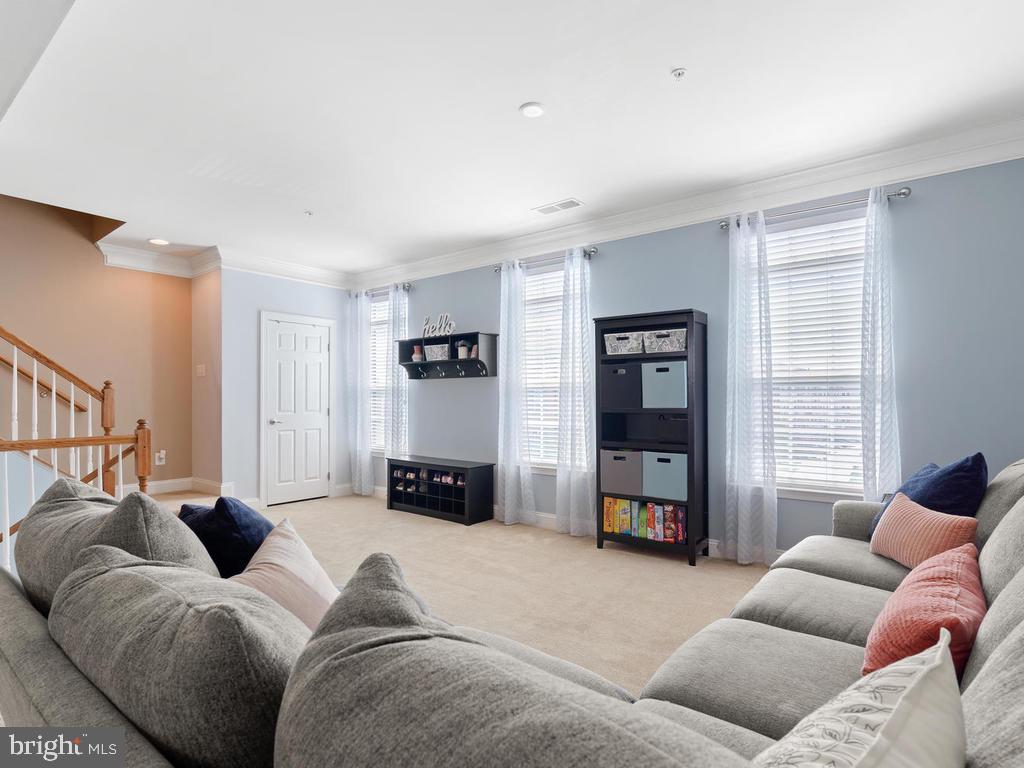 VILLAGES OF URBANA - Residential