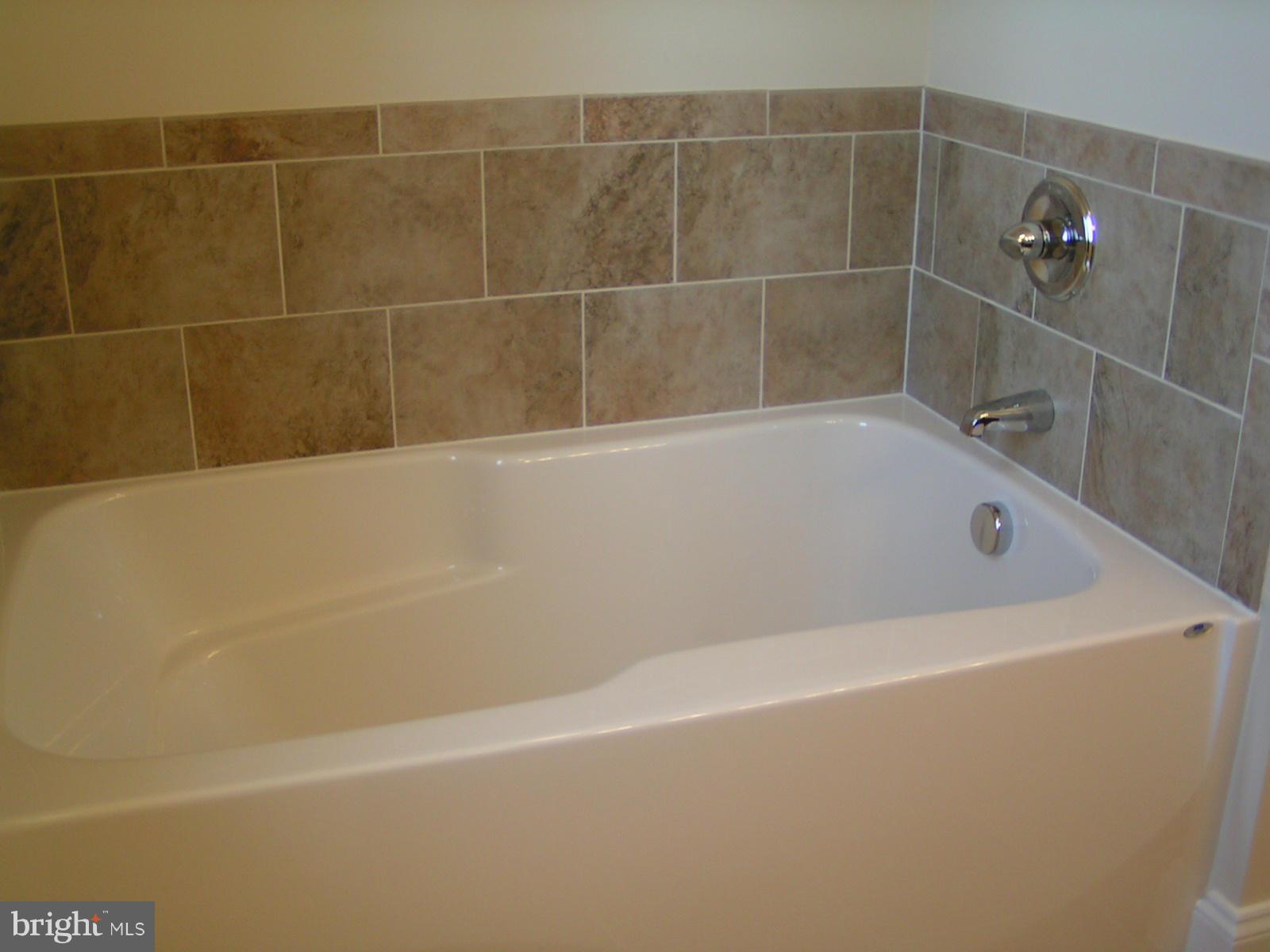 HIDDEN TREASURE - Residential