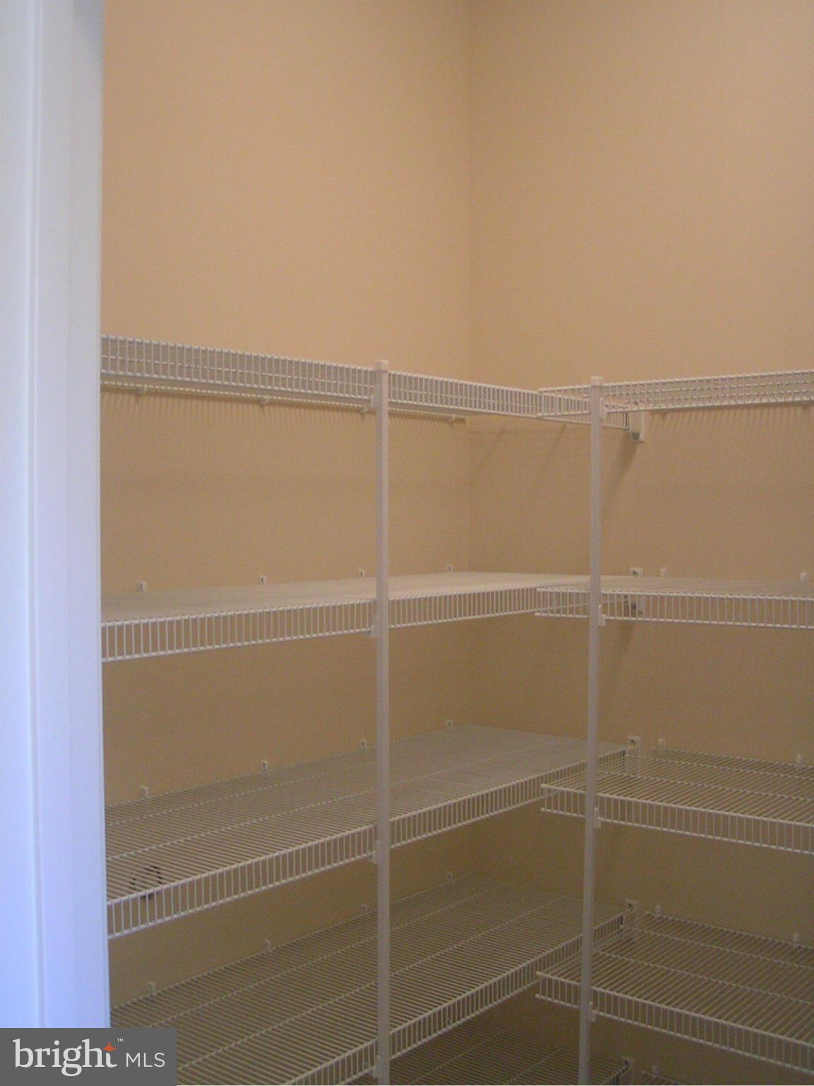 HIDDEN TREASURE - Residential