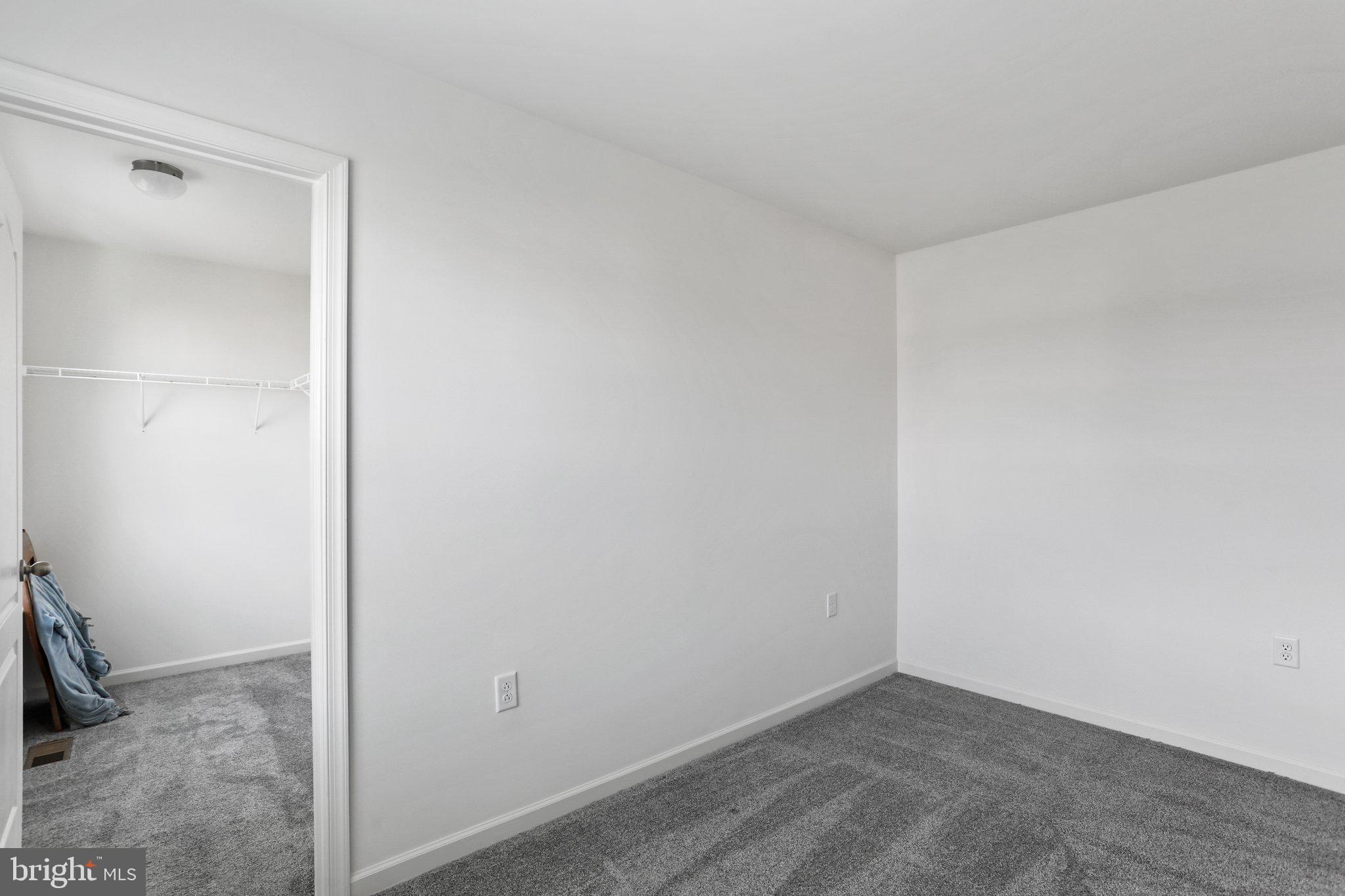 SPRINGDALE FARM - Residential