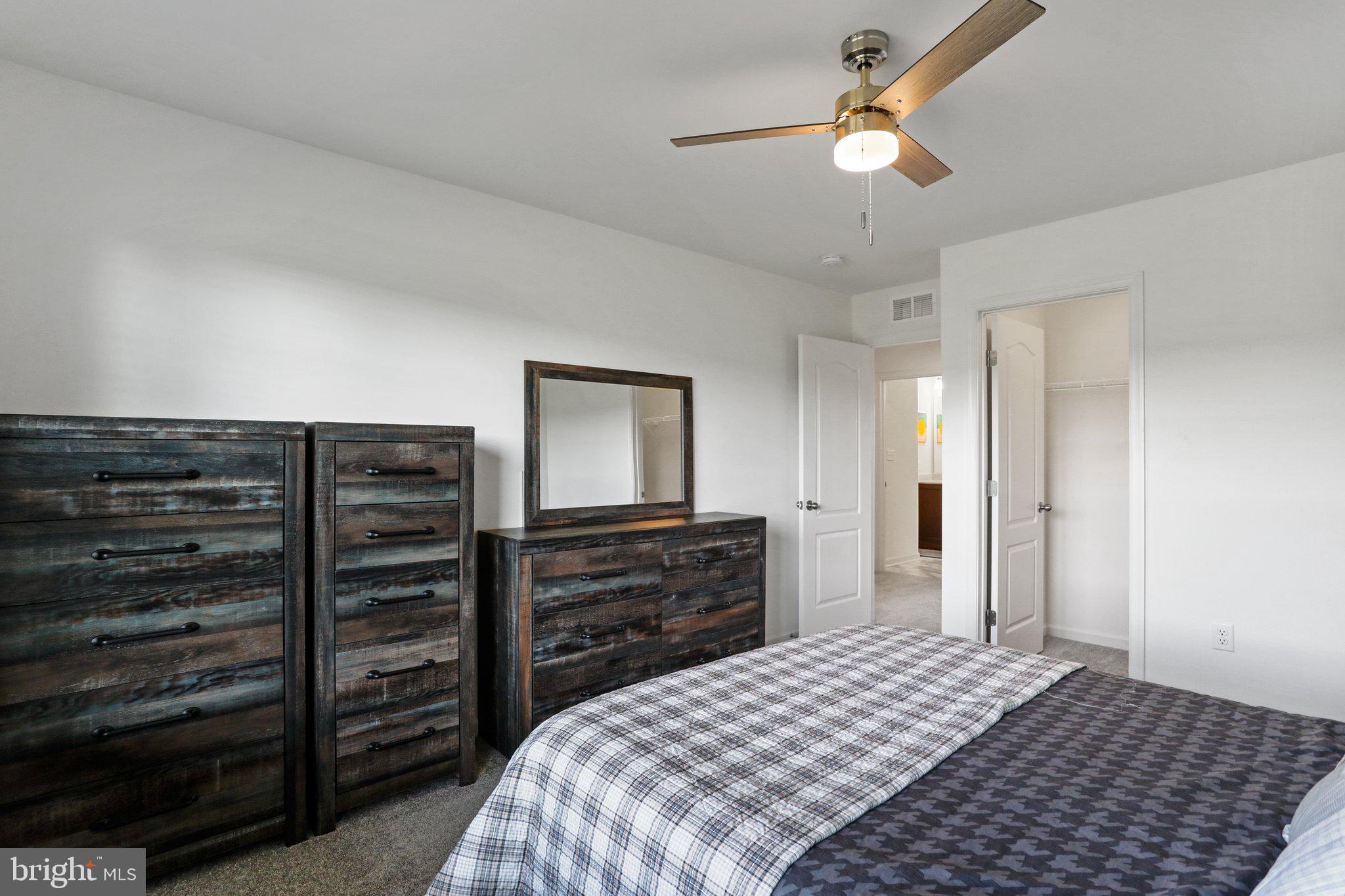 SPRINGDALE FARM - Residential