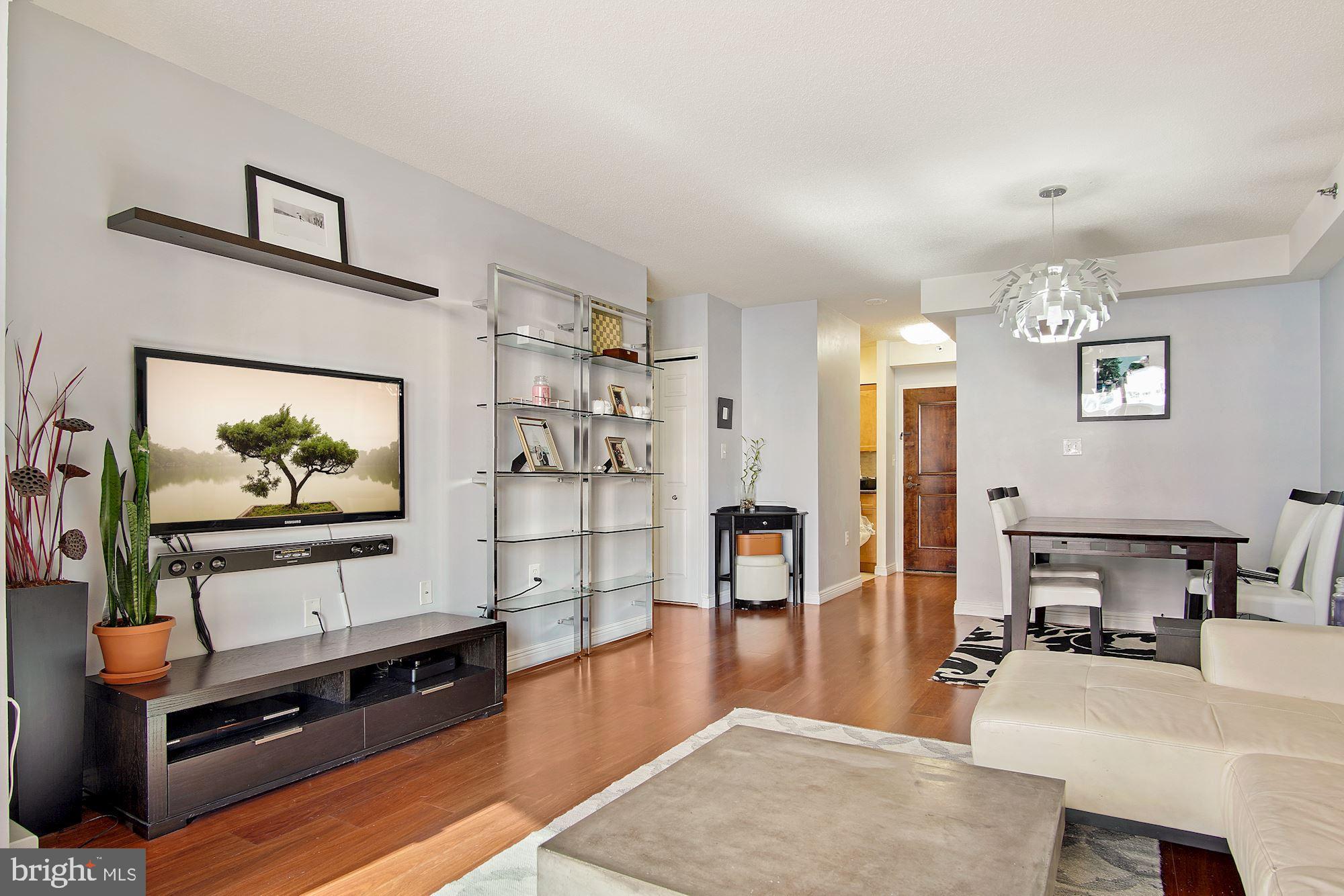 GREAT PRICE AND PRIME LOCATION IN DOWNTOWN BETHESDA. Located in the heart of Bethesda's Woodmont Triangle everything you need is within walking distance. Steps away from the new Marriott HQ, over 20 restaurants, several coffee shops, and just over .25 miles to the Bethesda metro station. Granite countertops, stainless steel appliances, a private balcony, in-unit washer/dryer, a large bedroom with a walk-in closet, and hardwood floors throughout. New washer, dryer, and HVAC system in 2024.
The building is secure and garage parking is available to rent. The building is pet friendly.