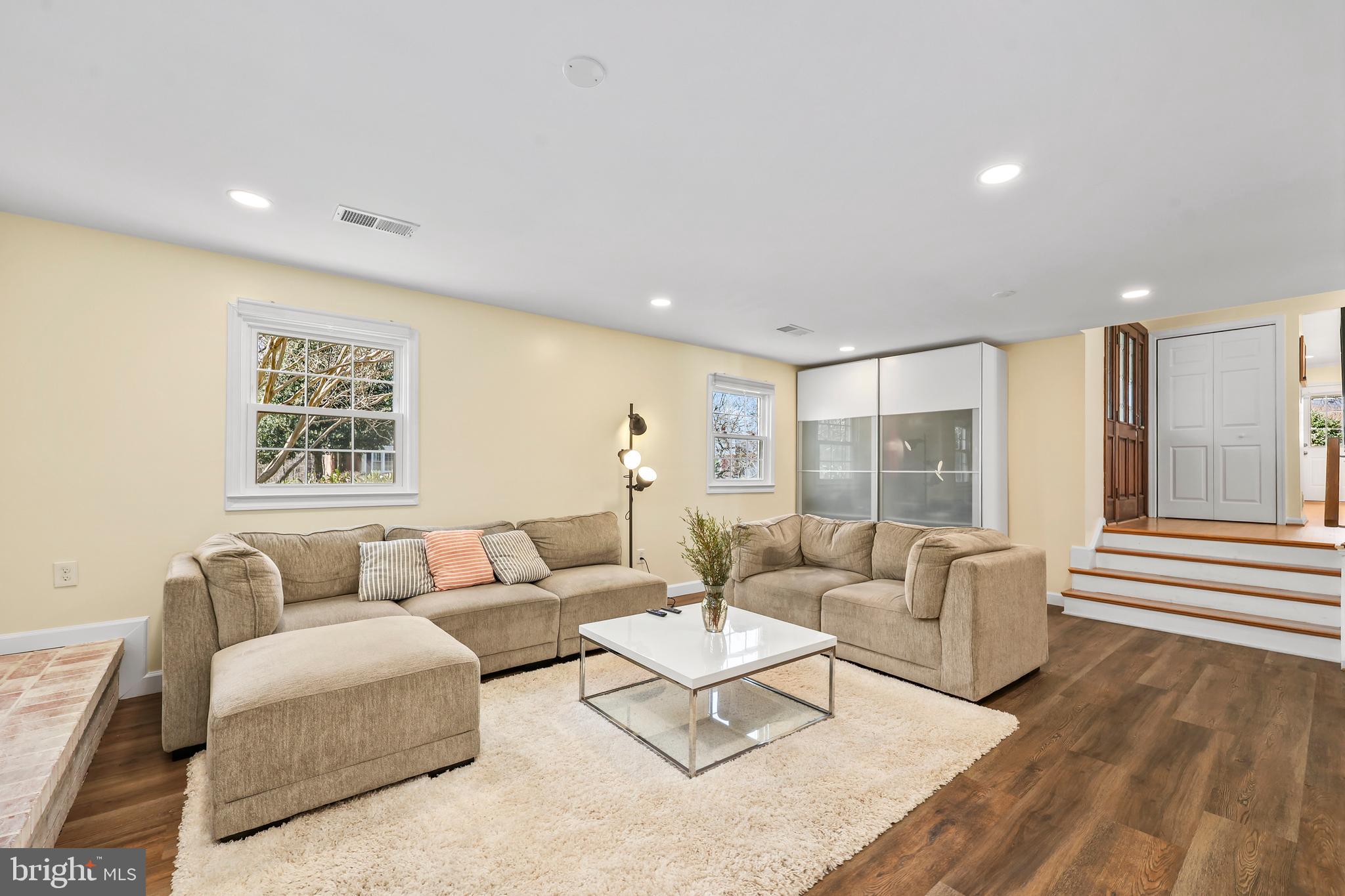 ORANGE HUNT ESTATES - Residential