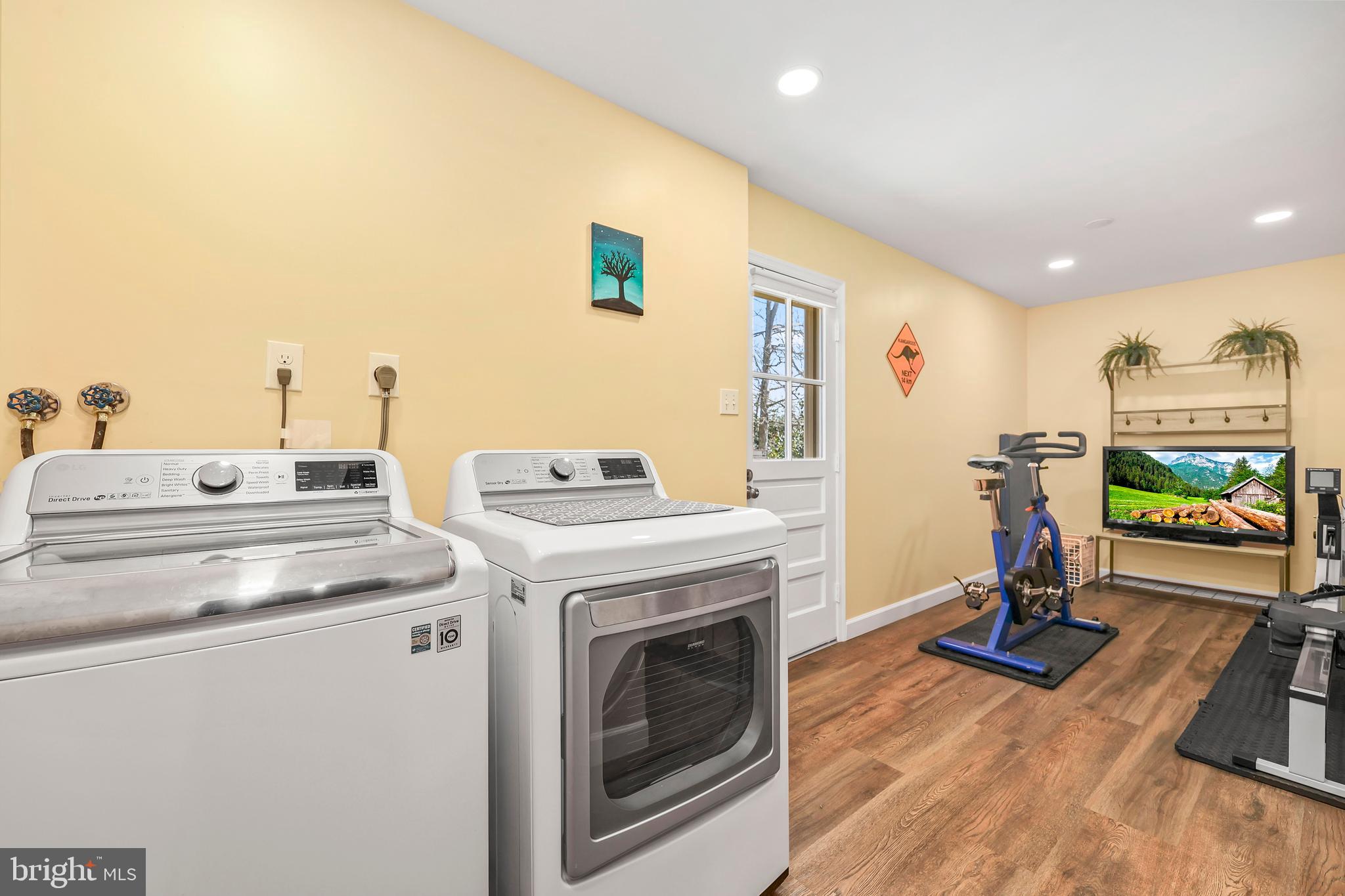 ORANGE HUNT ESTATES - Residential