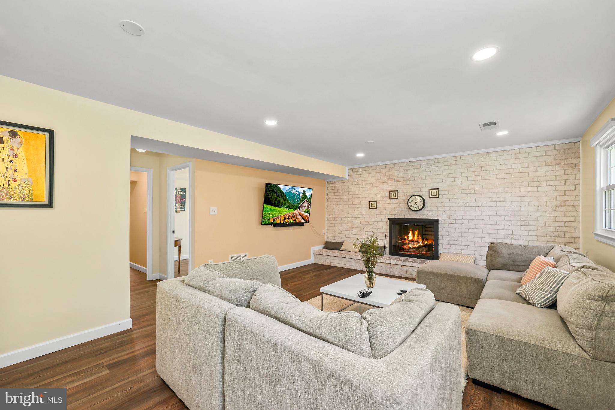 ORANGE HUNT ESTATES - Residential