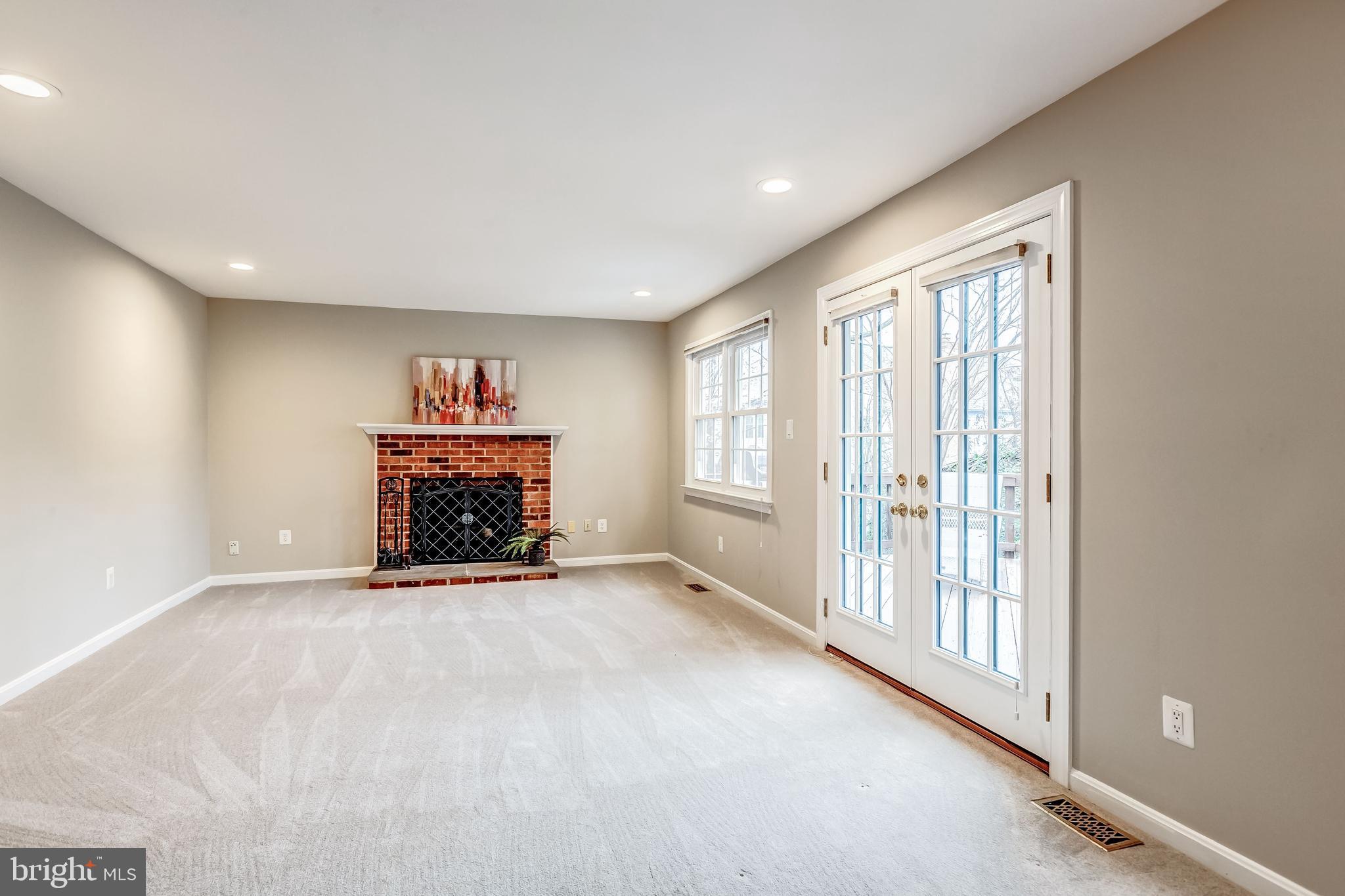 LITTLE ROCKY RUN - Residential