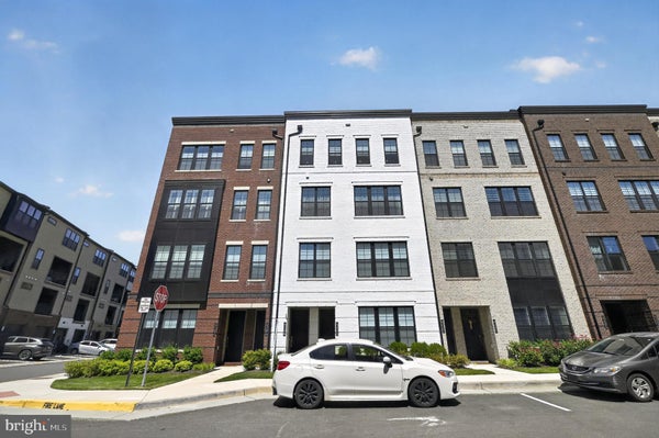 43498 MADISON SPRINGS TER, ASHBURN, VA 20148 - Image fc30ac4967bd7fd83db8ae10eb8bfe19/2748054119