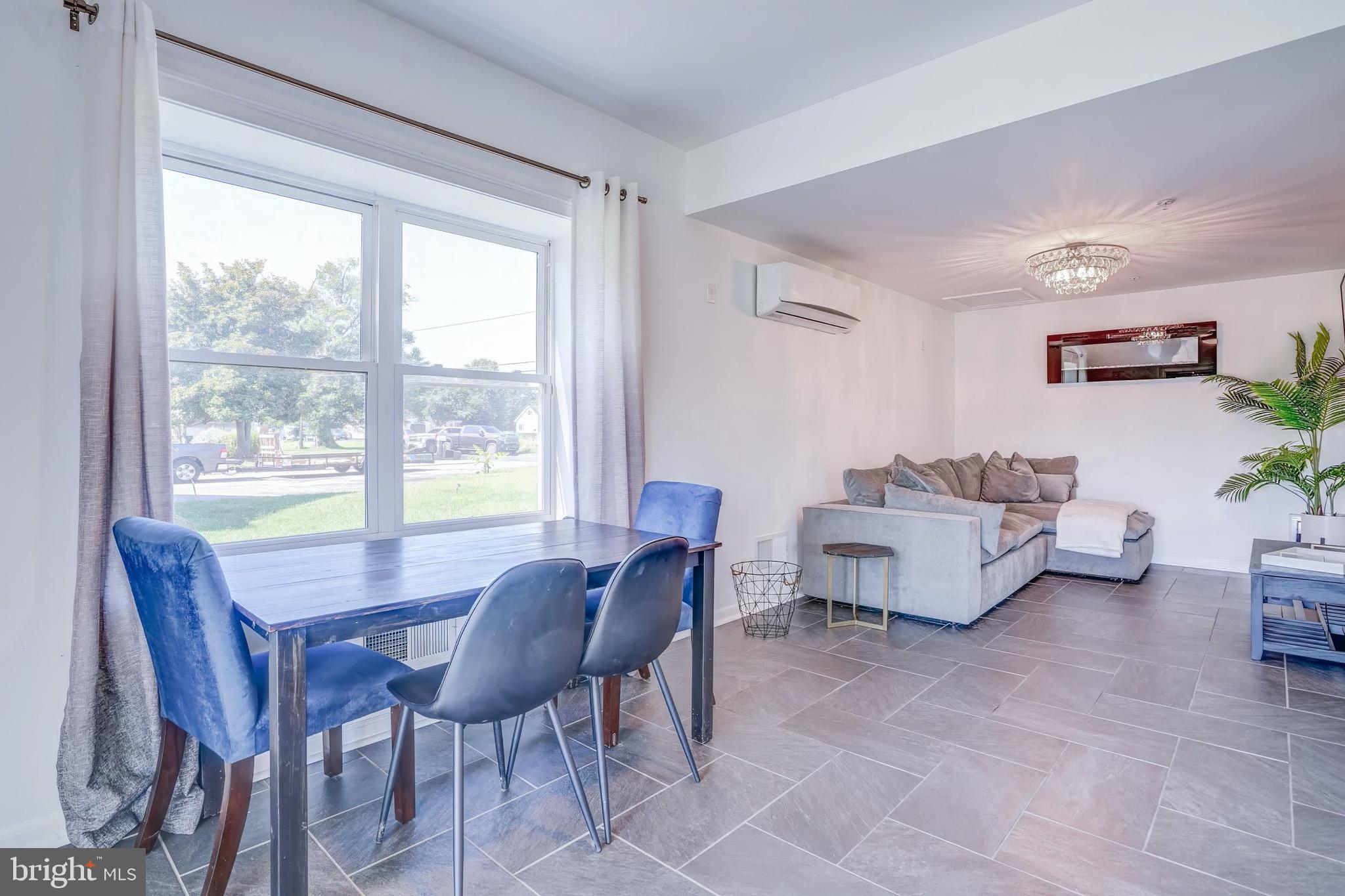 BOWLEYS QUARTERS - Residential