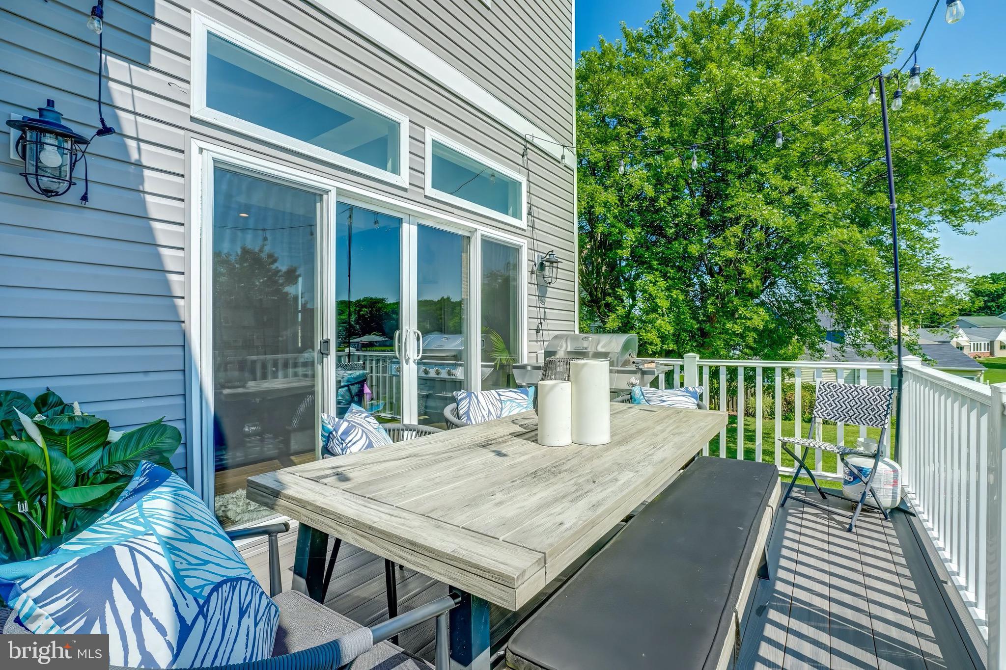 BOWLEYS QUARTERS - Residential