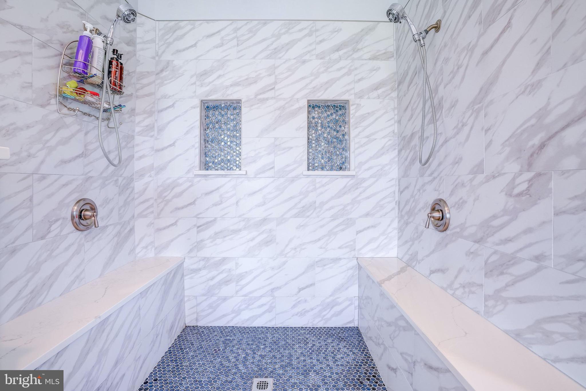 BOWLEYS QUARTERS - Residential