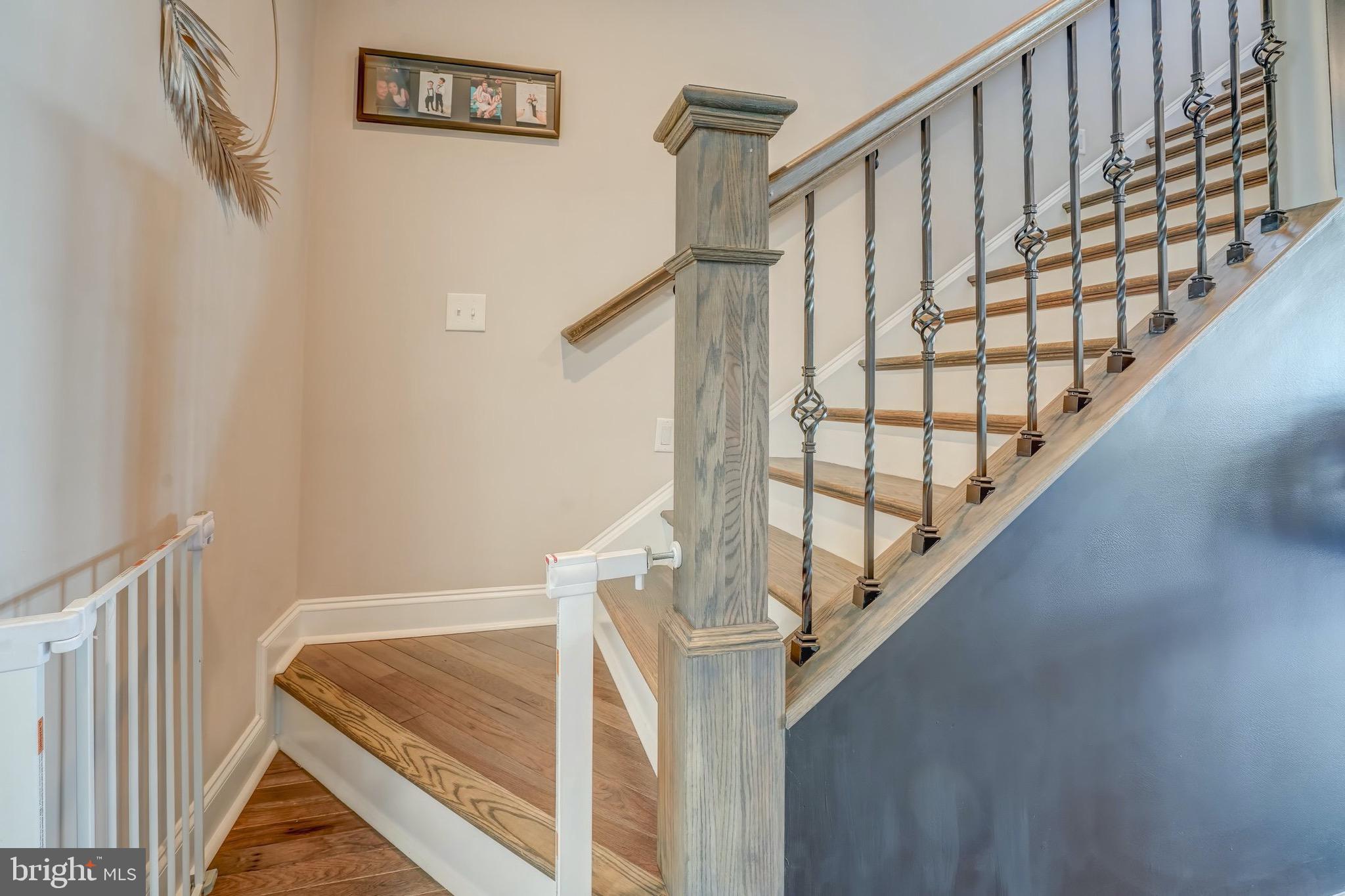 BOWLEYS QUARTERS - Residential