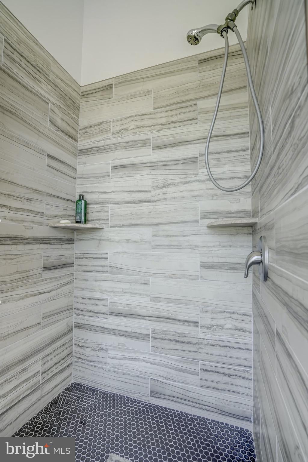 BOWLEYS QUARTERS - Residential