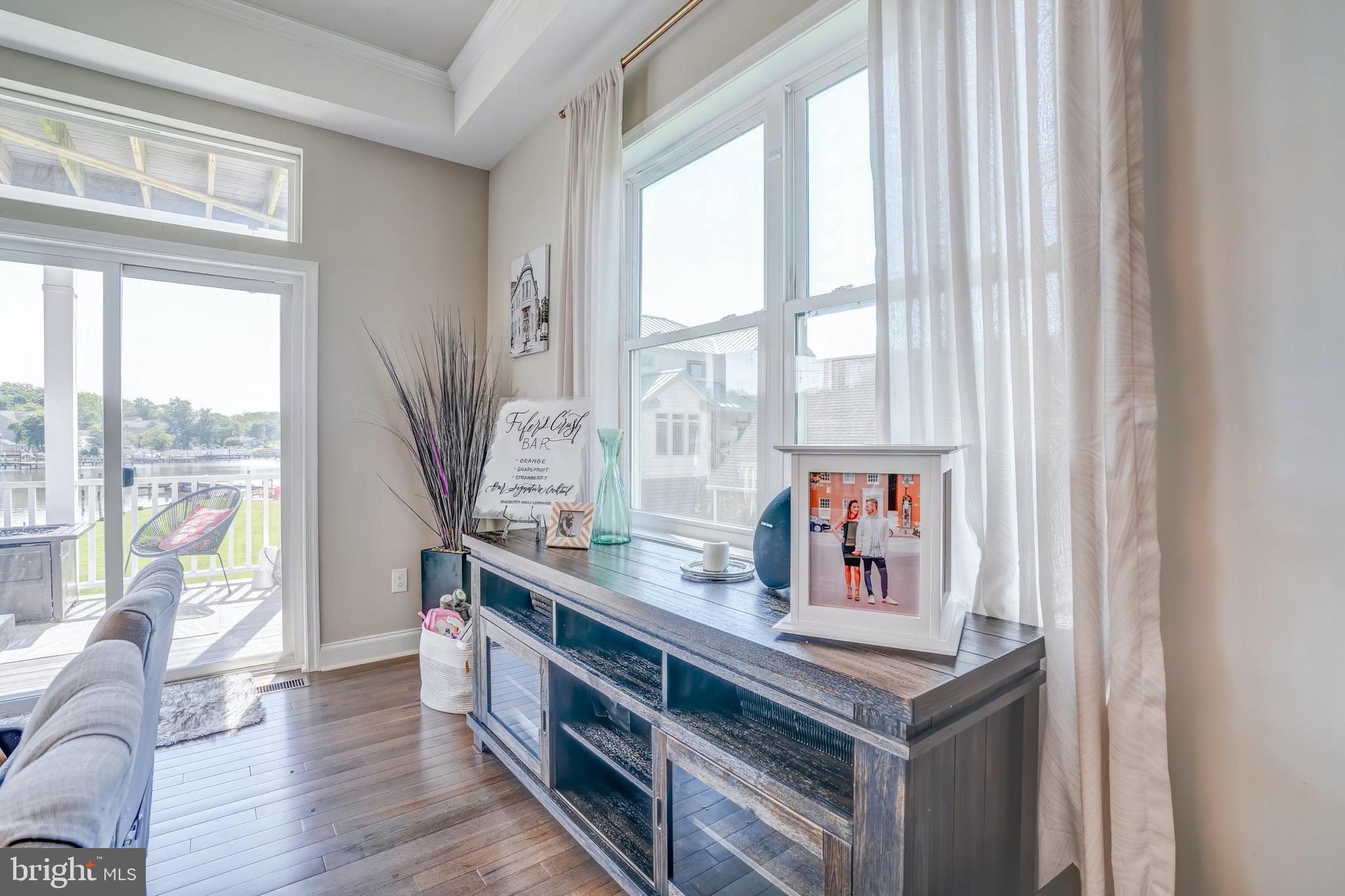 BOWLEYS QUARTERS - Residential