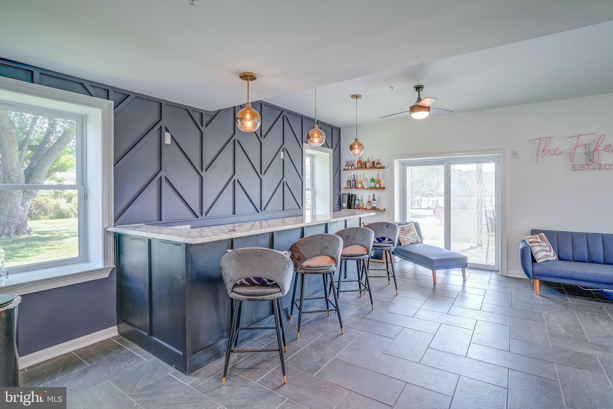 BOWLEYS QUARTERS - Residential