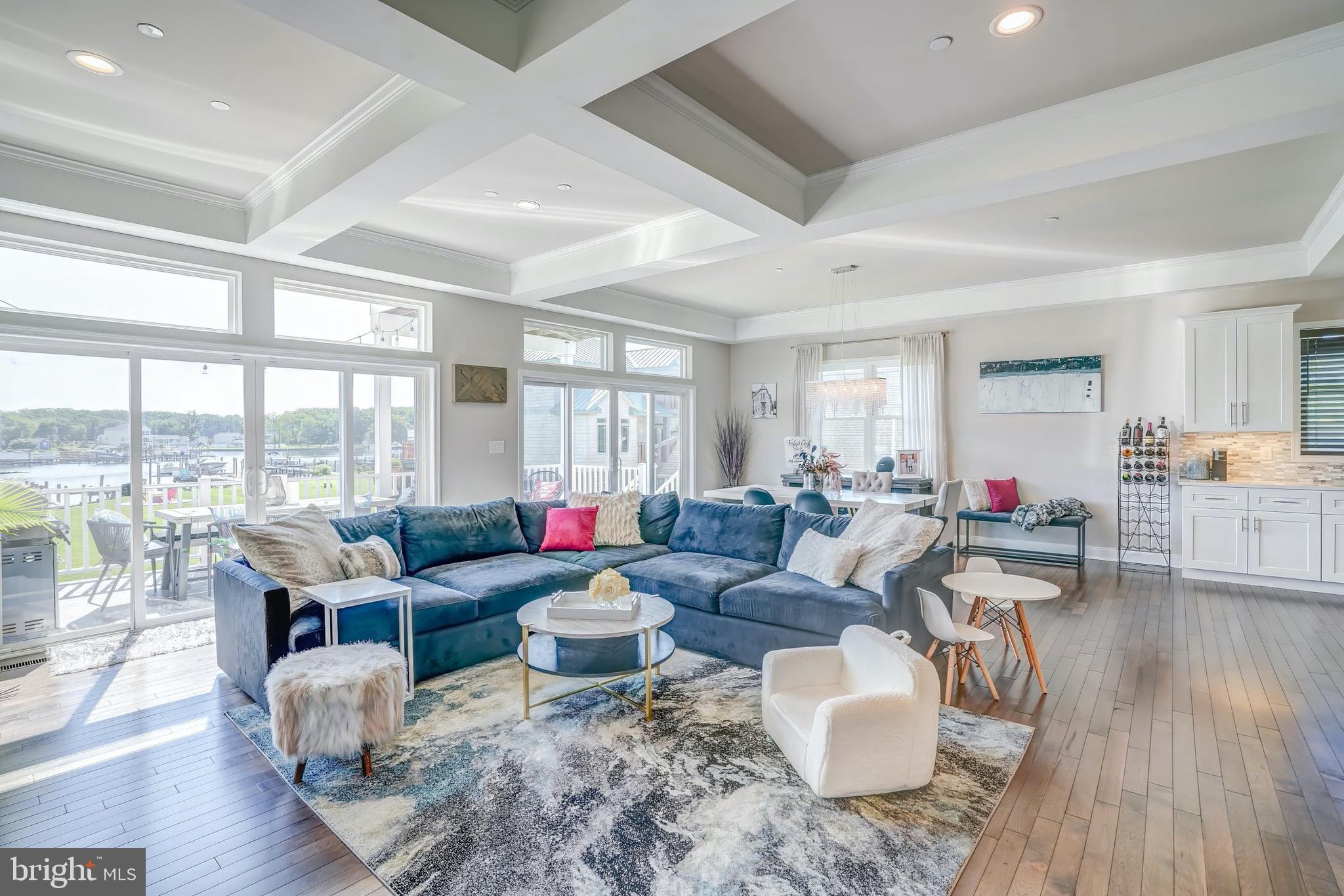 BOWLEYS QUARTERS - Residential