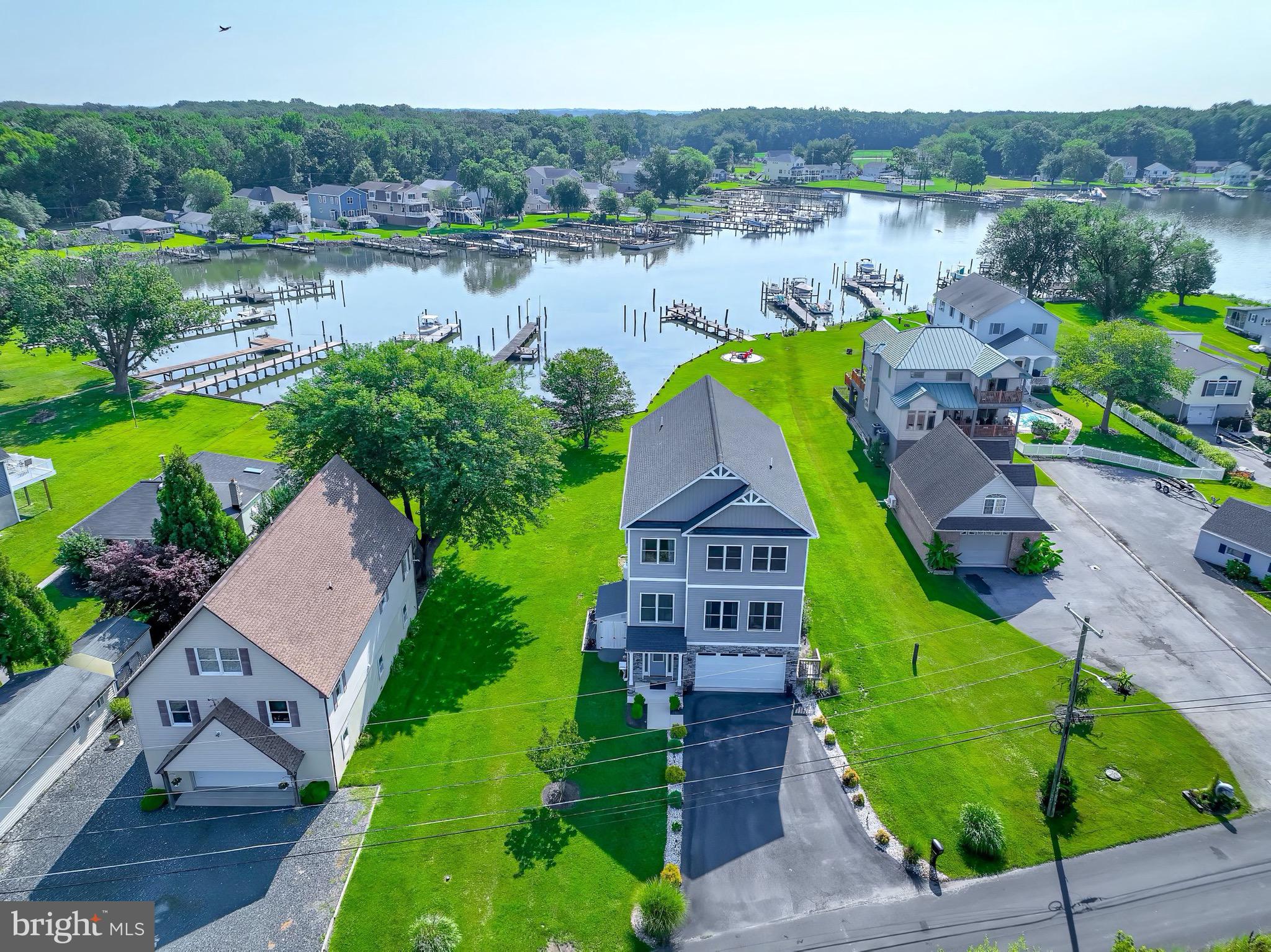 BOWLEYS QUARTERS - Residential