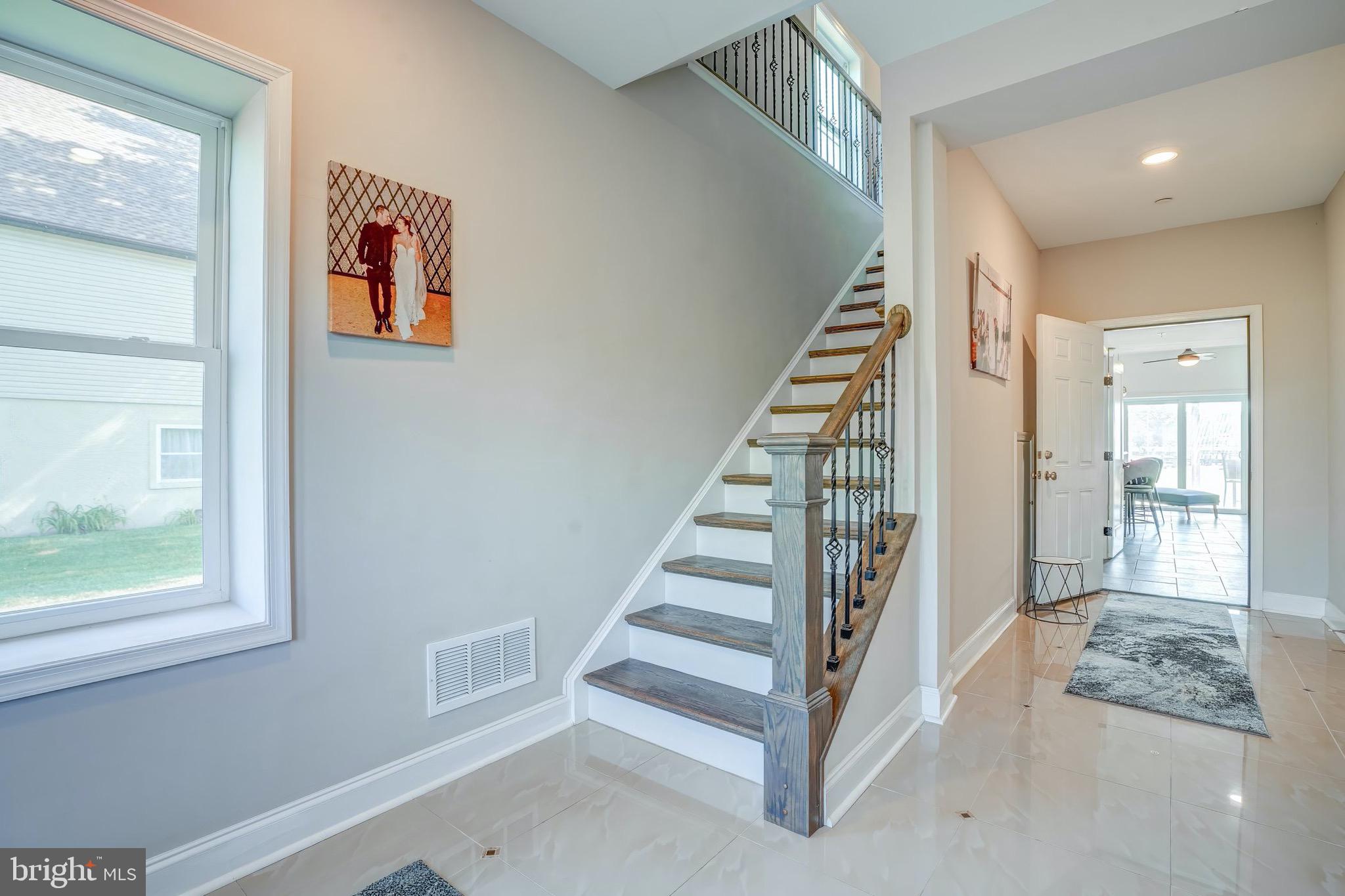 BOWLEYS QUARTERS - Residential