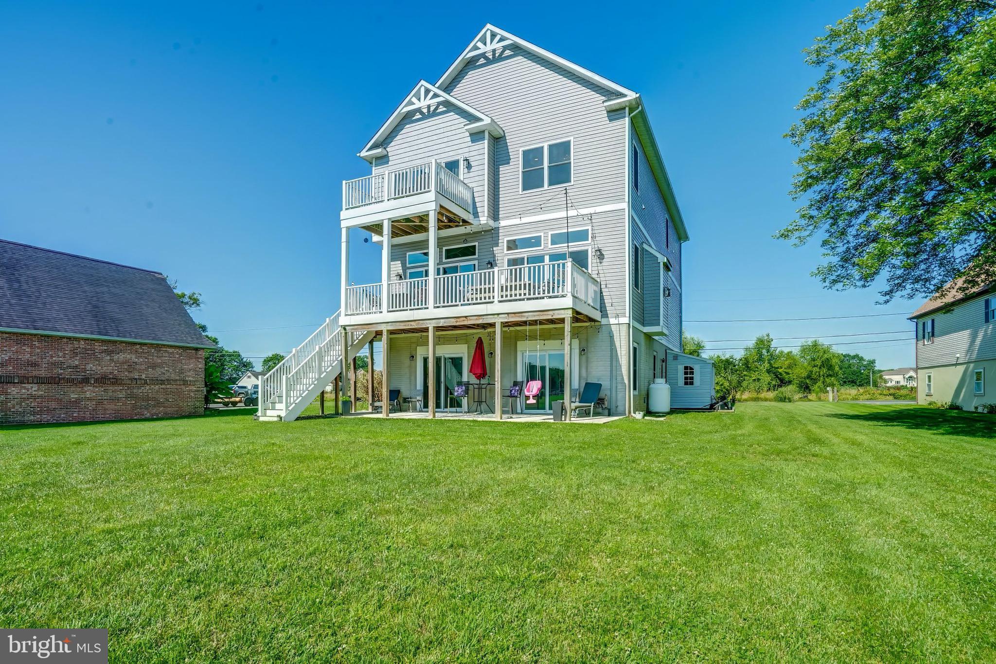 BOWLEYS QUARTERS - Residential