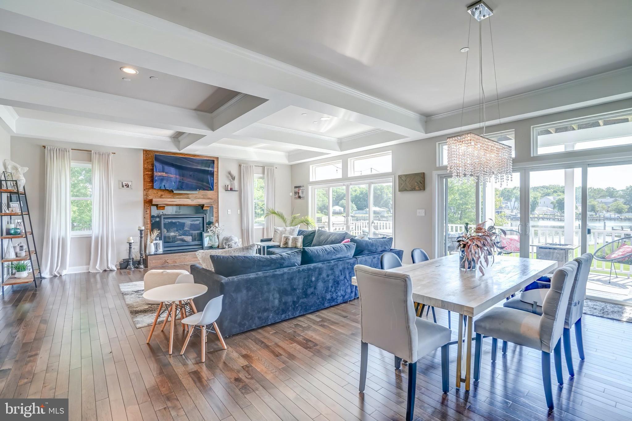 BOWLEYS QUARTERS - Residential