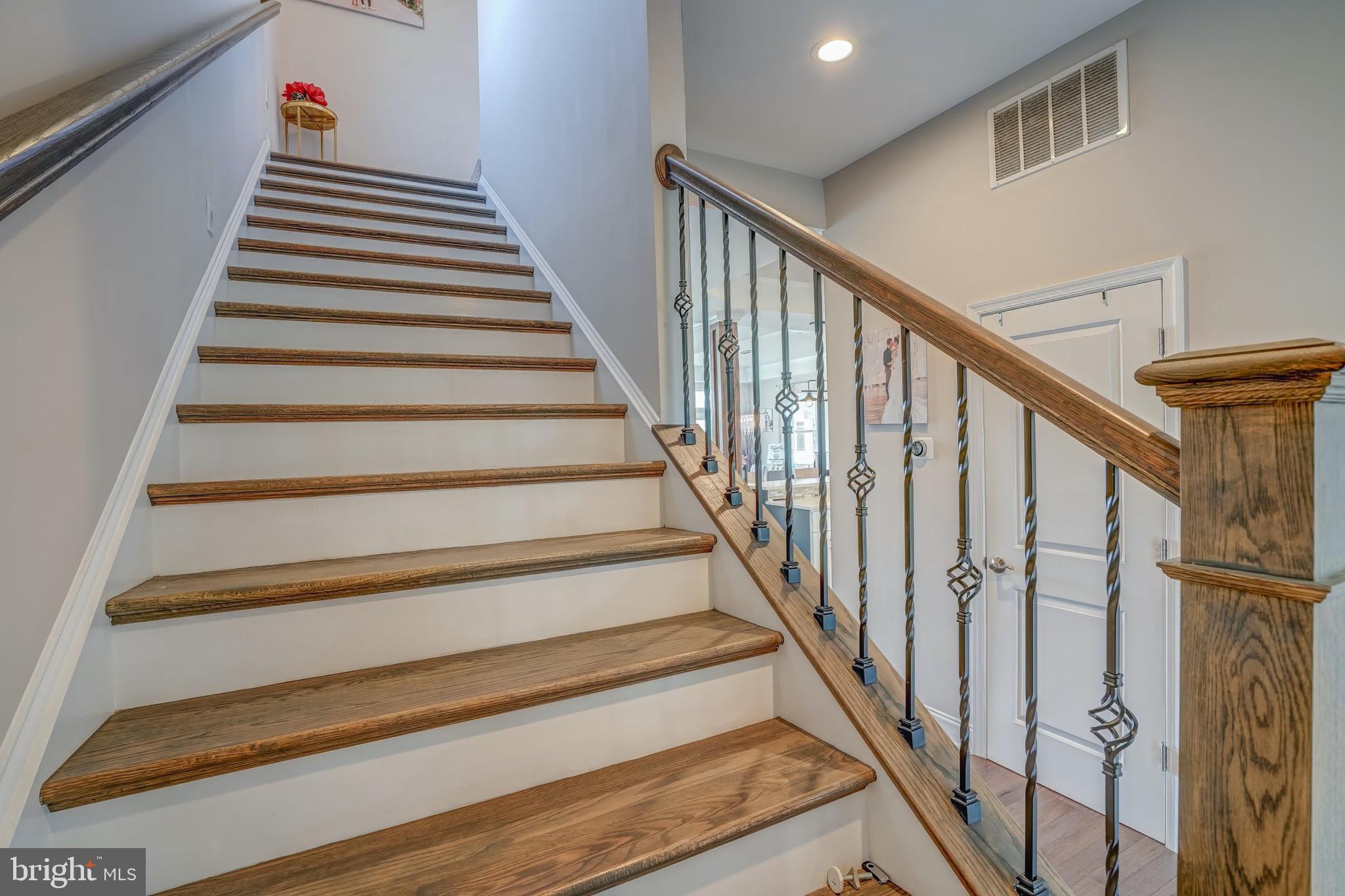 BOWLEYS QUARTERS - Residential