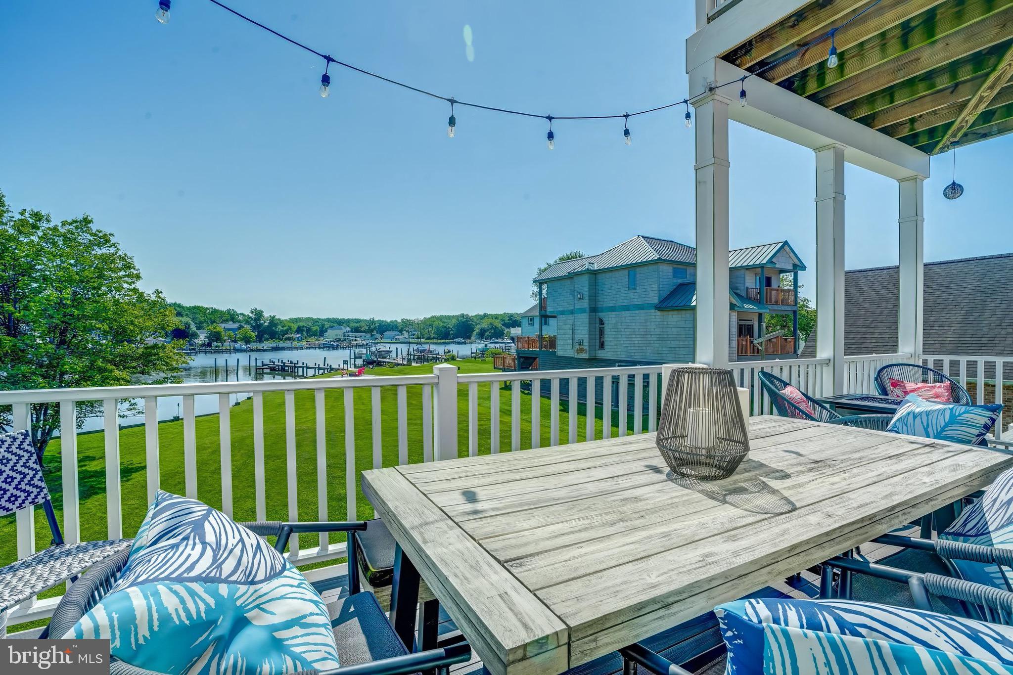 BOWLEYS QUARTERS - Residential