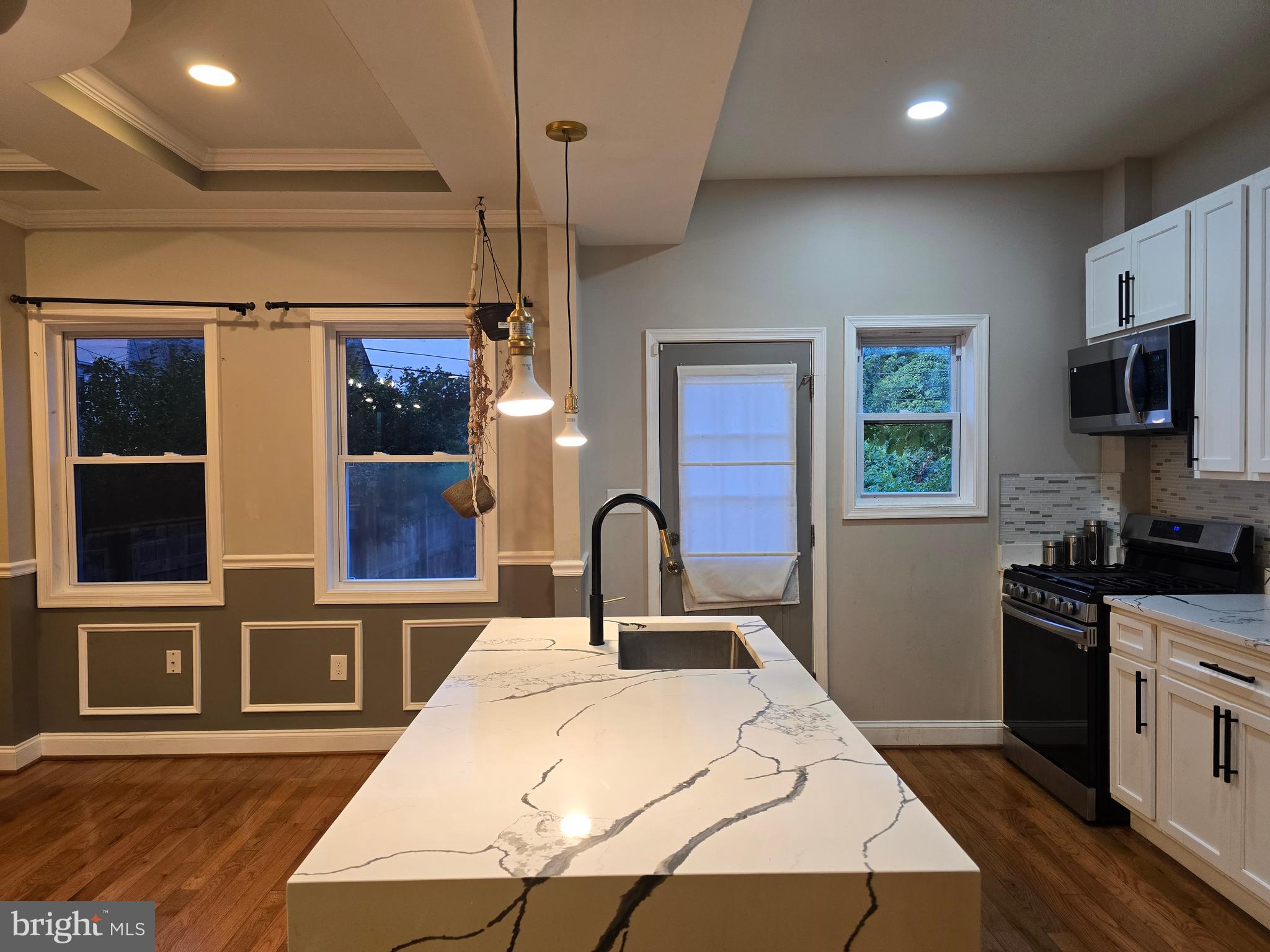 WEST FOREST PARK - Residential