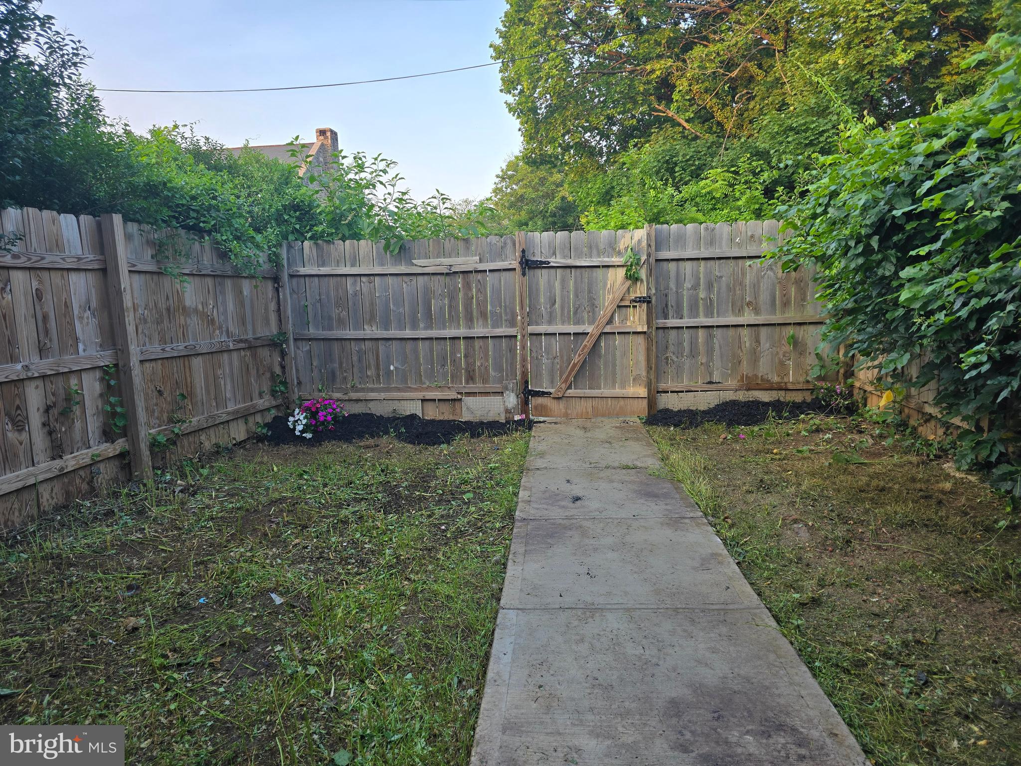 WEST FOREST PARK - Residential