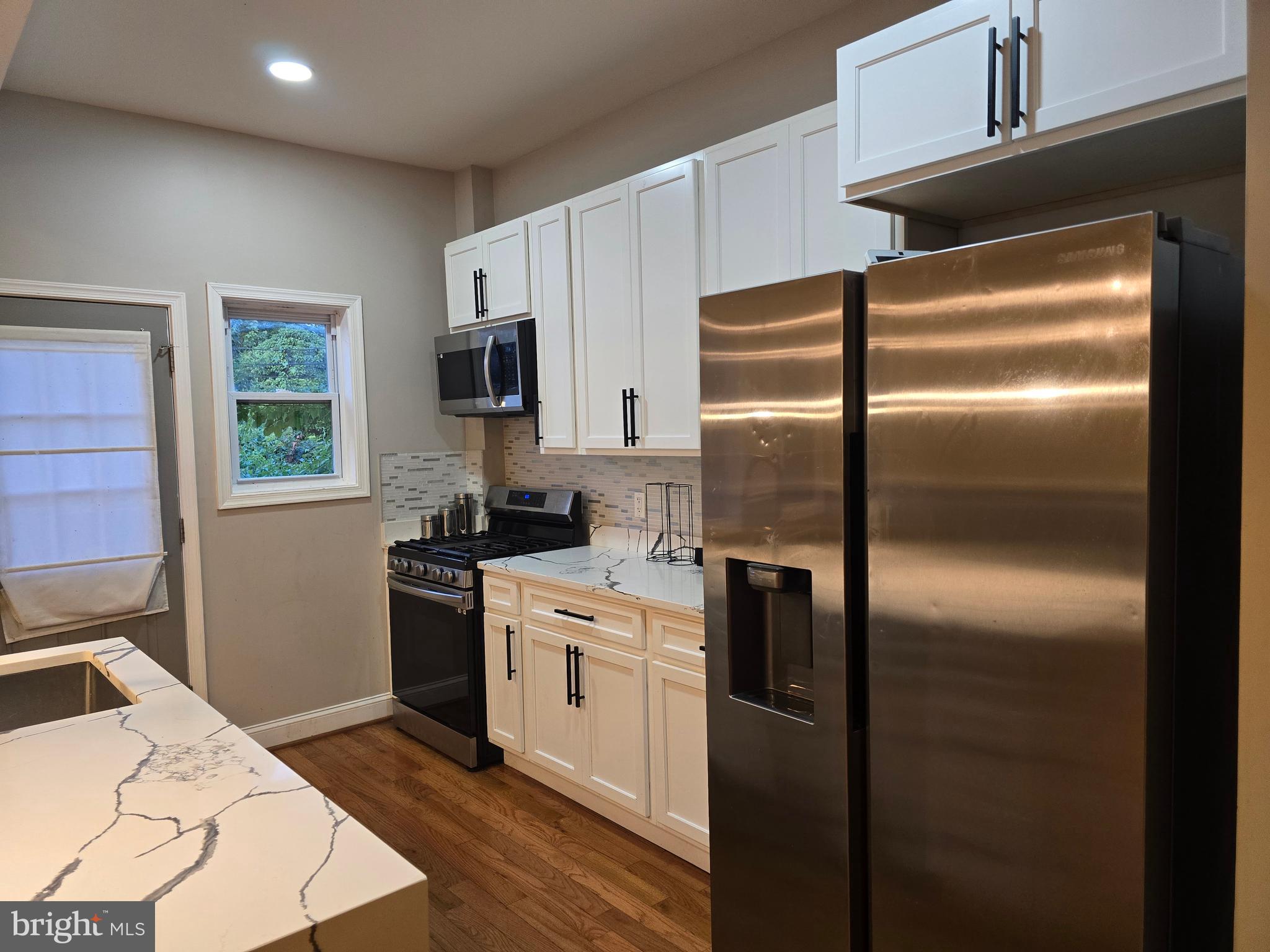 WEST FOREST PARK - Residential