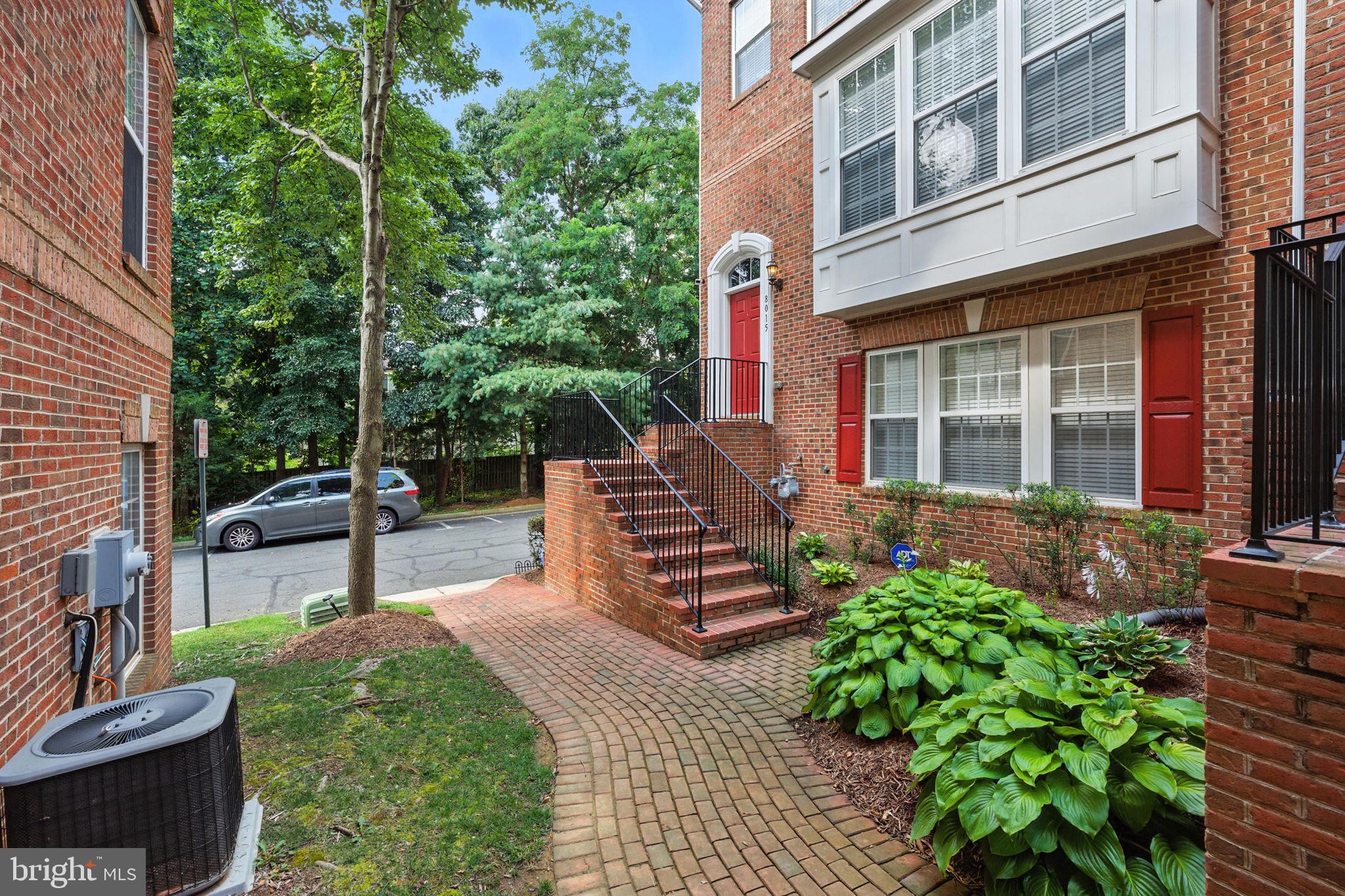 RESERVE AT TYSONS CORNER - Residential