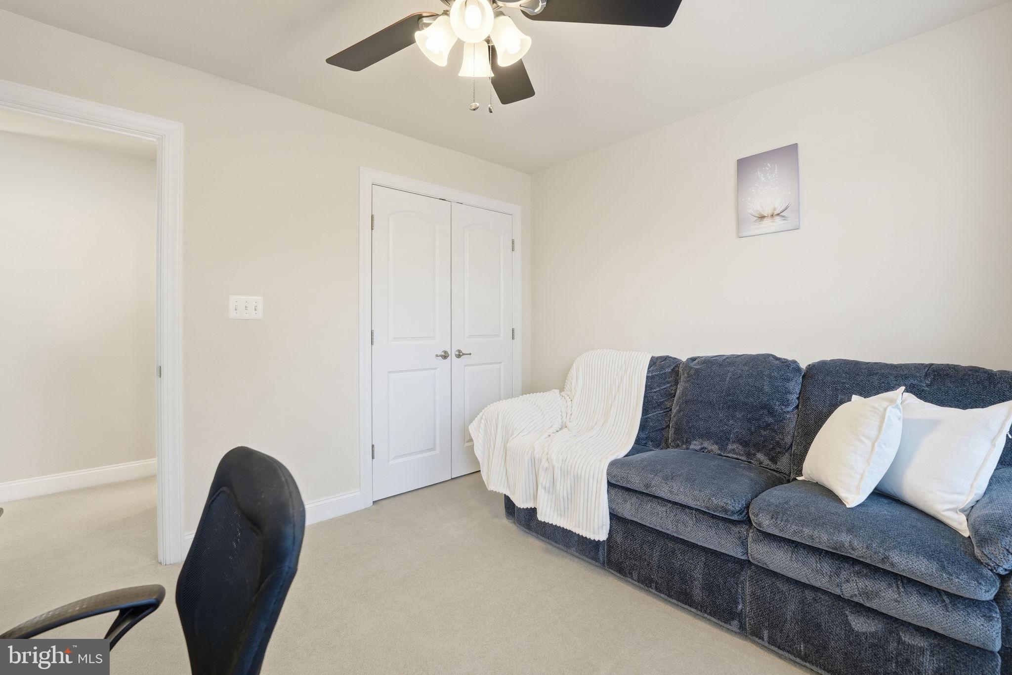 RESERVE AT TYSONS CORNER - Residential