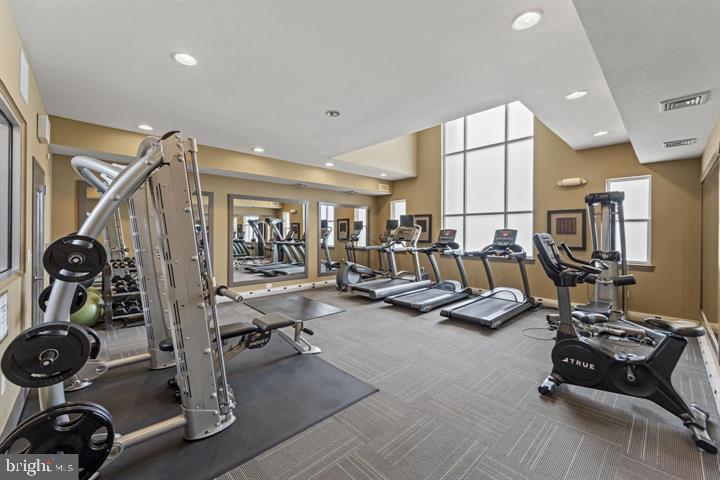 RESERVE AT TYSONS CORNER - Residential