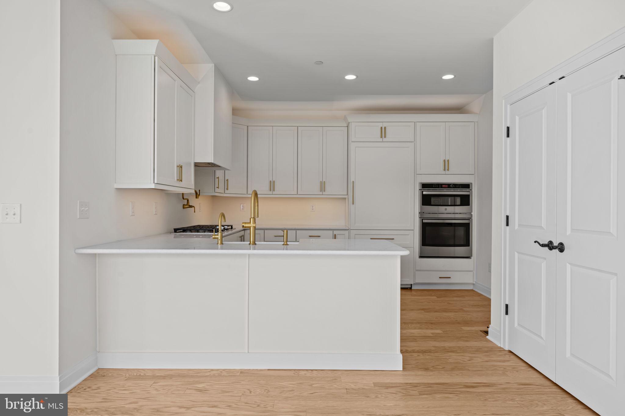 RESERVE AT SPRING MILL - Residential Lease