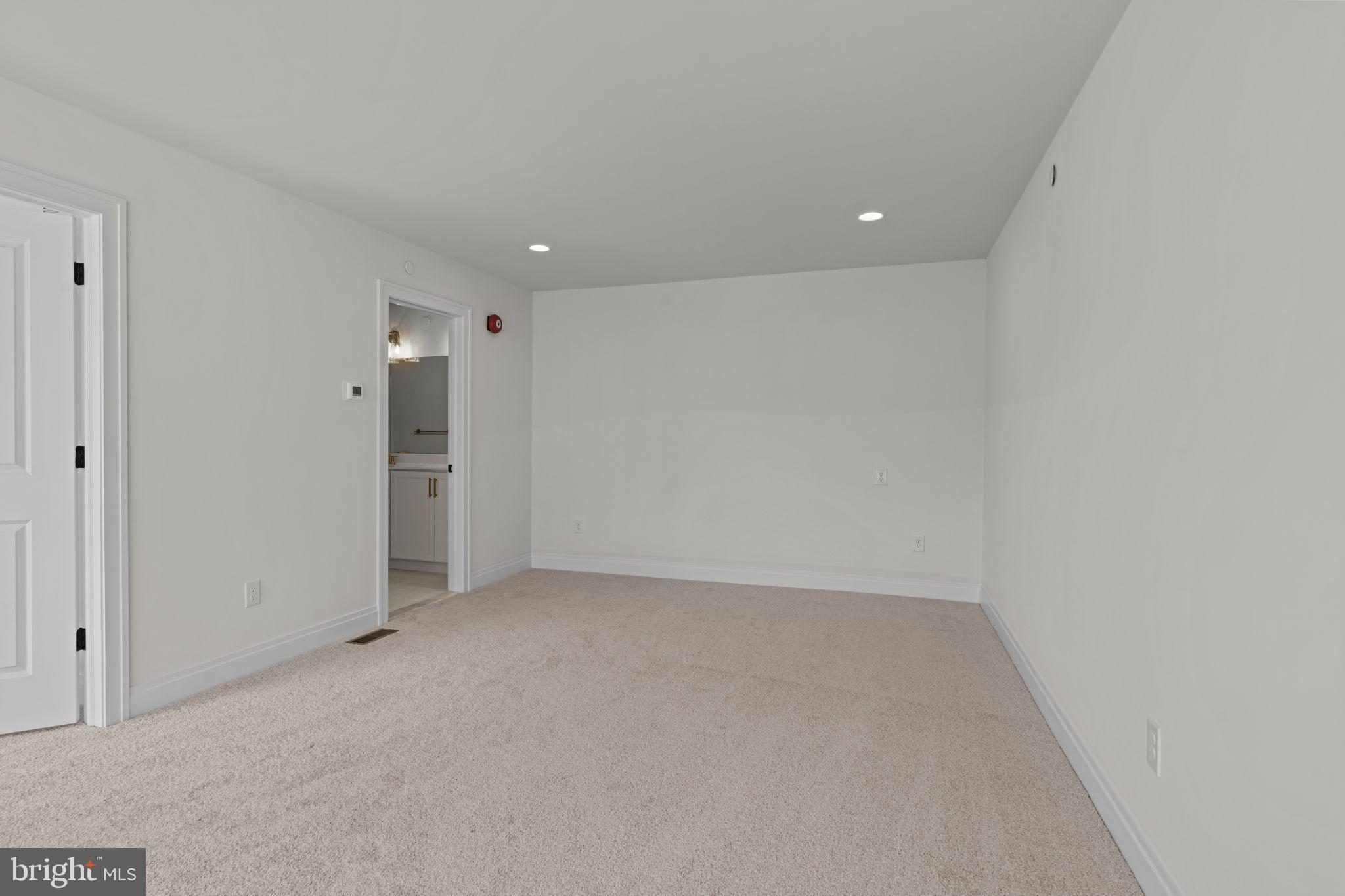 RESERVE AT SPRING MILL - Residential Lease