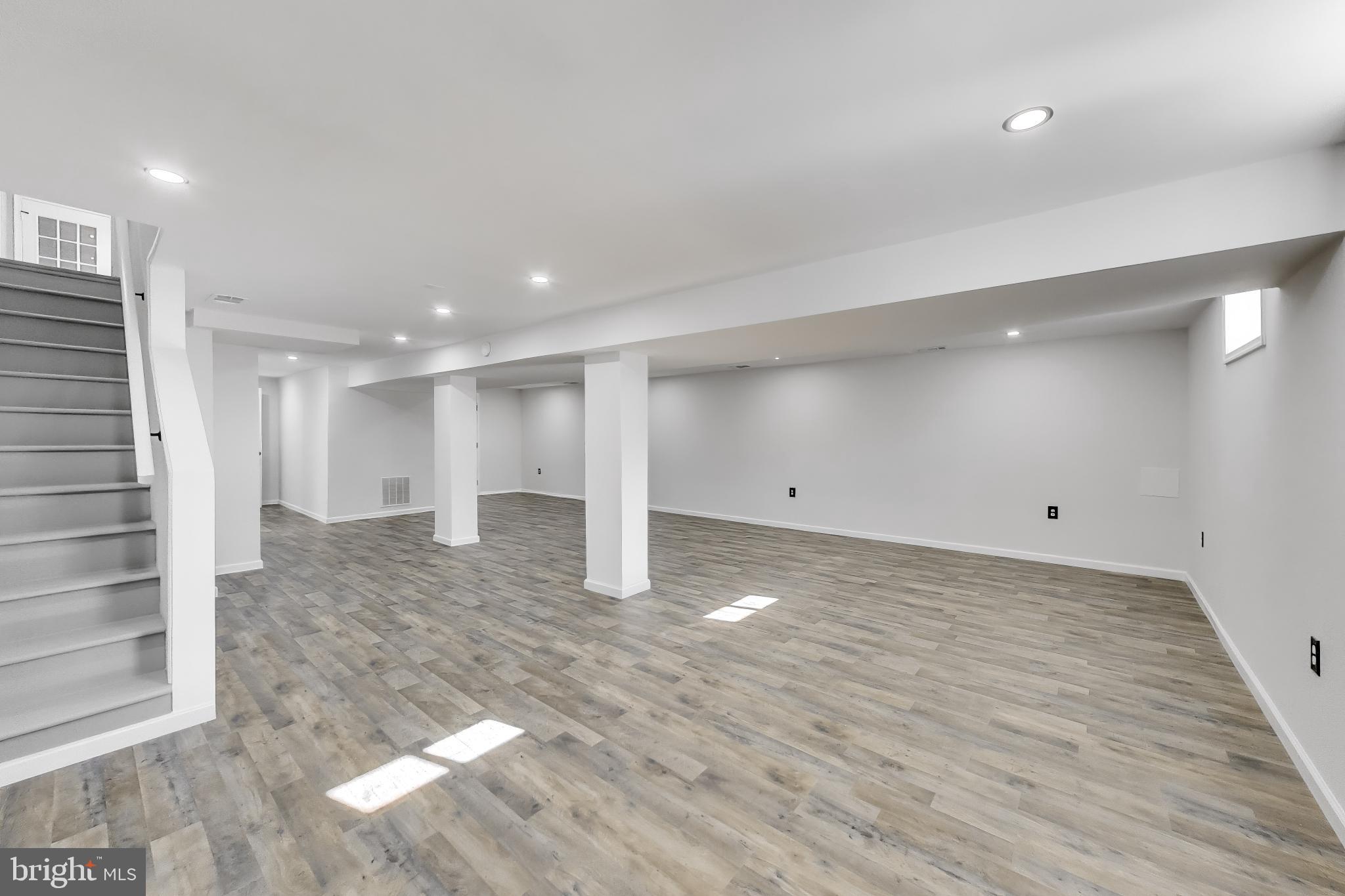 WOODMOOR - Residential